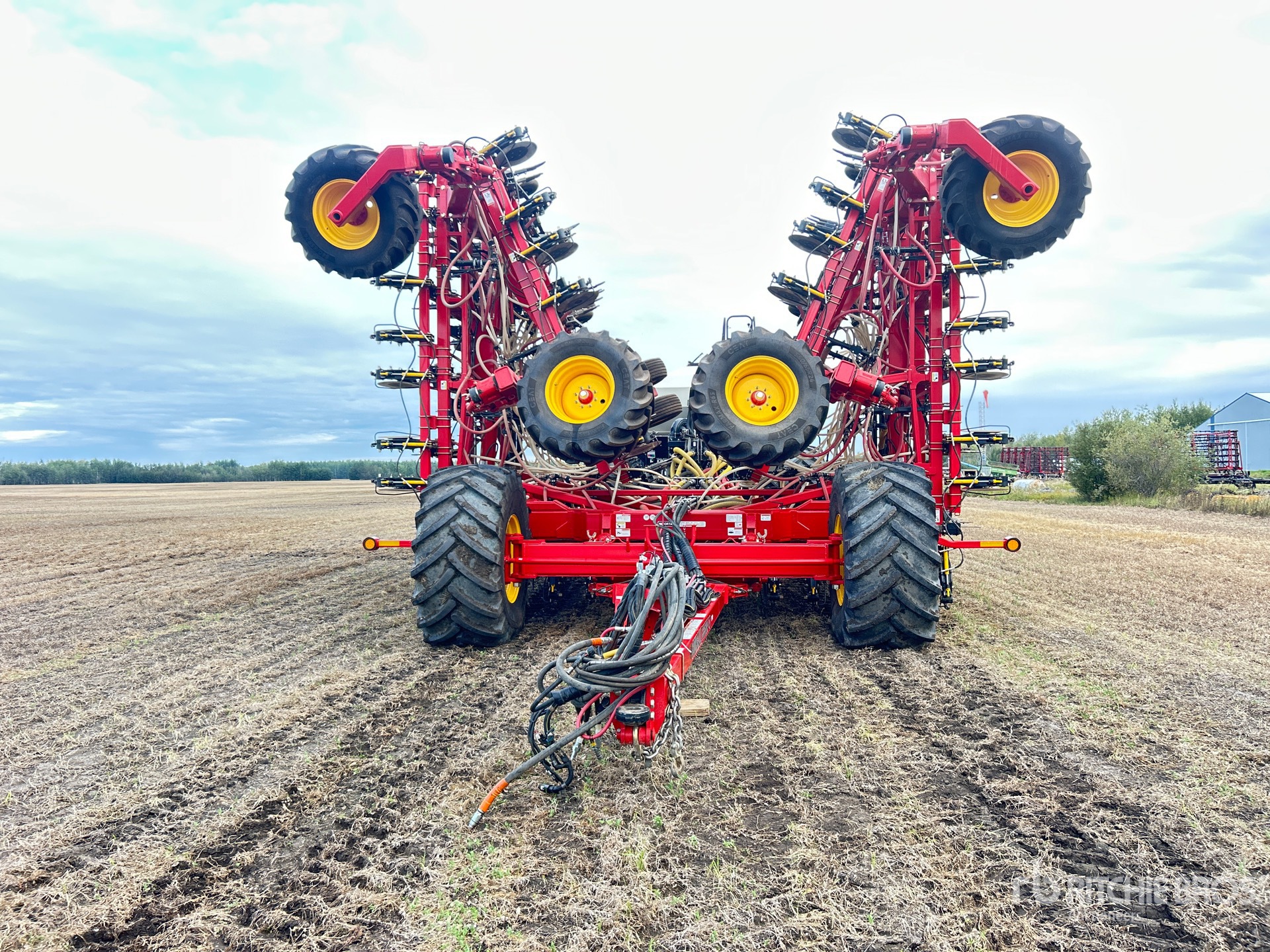 2024 Bourgault 3335-76 QDA
