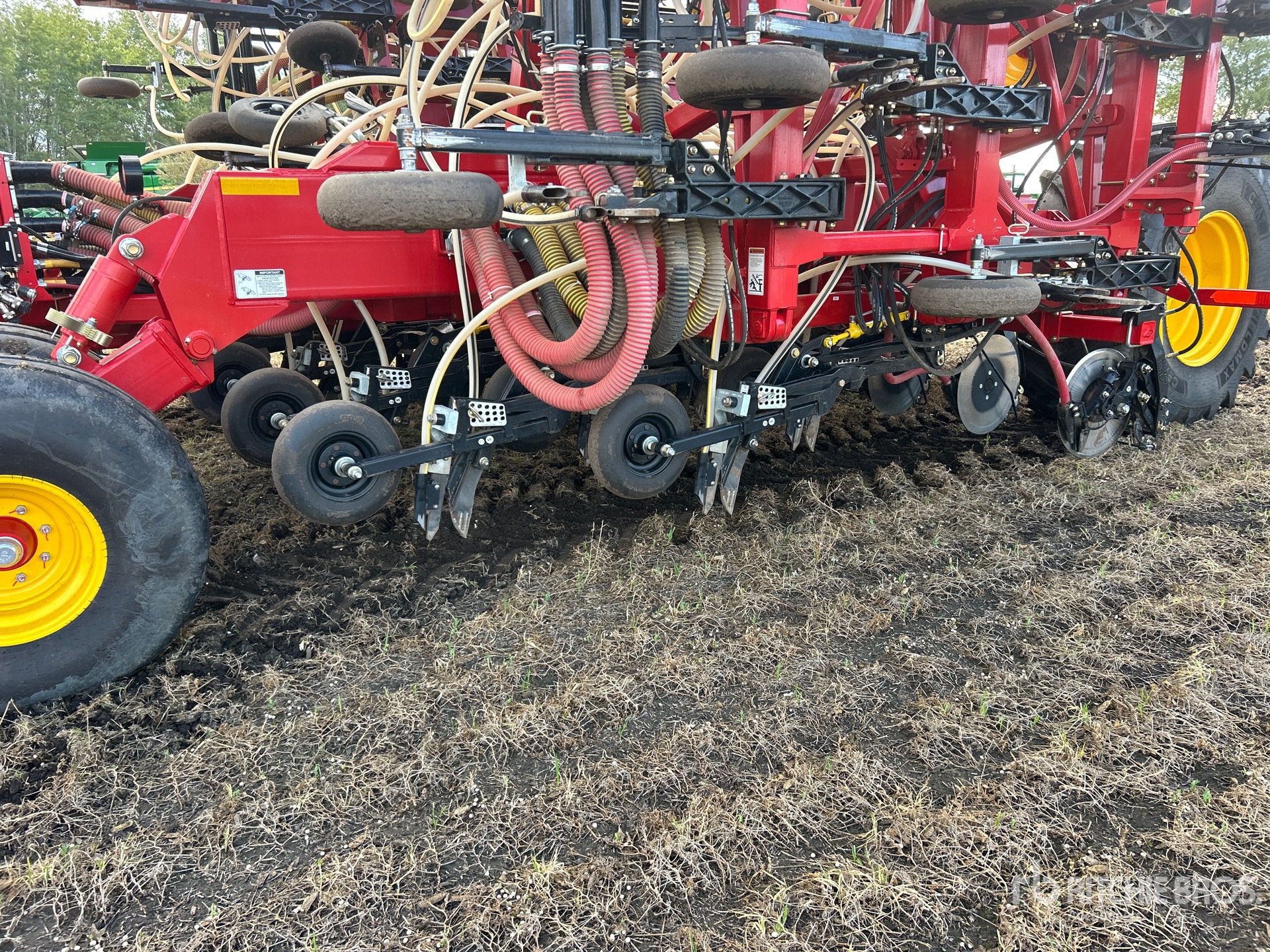 2024 Bourgault 3335-76 QDA