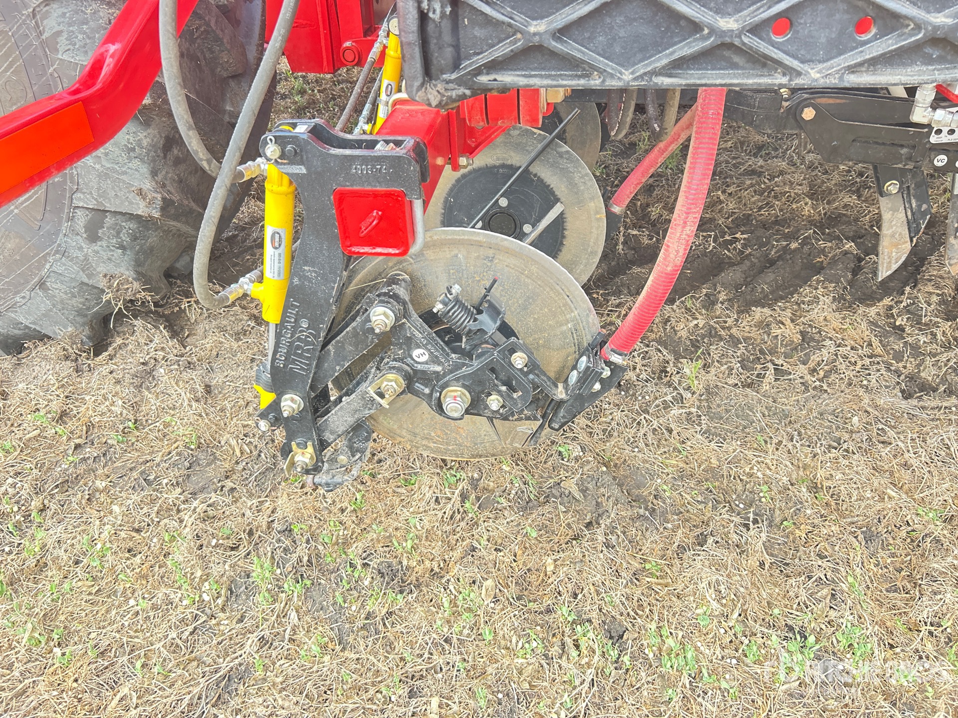 2024 Bourgault 3335-76 QDA