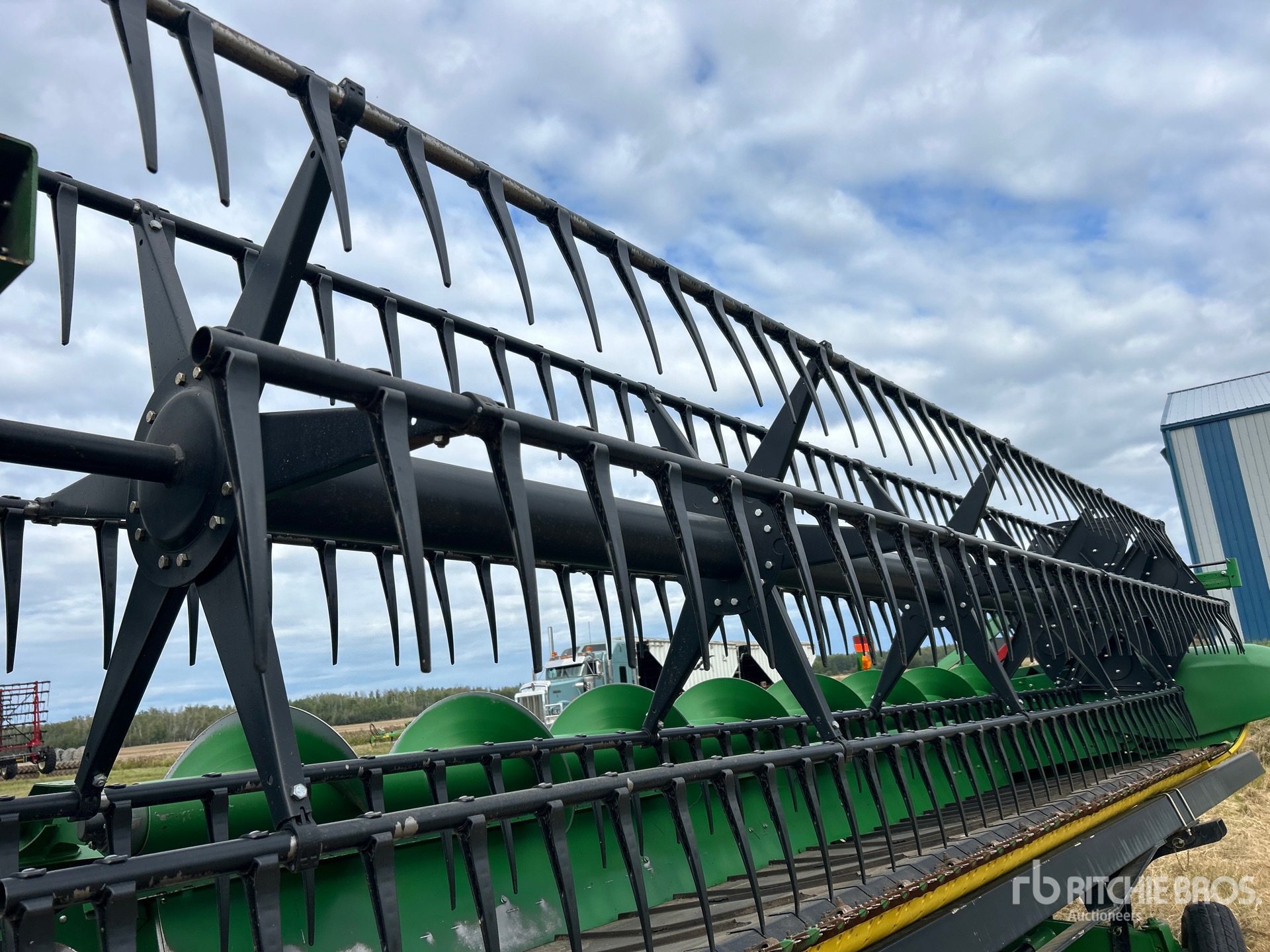 2018 John Deere 640FD
