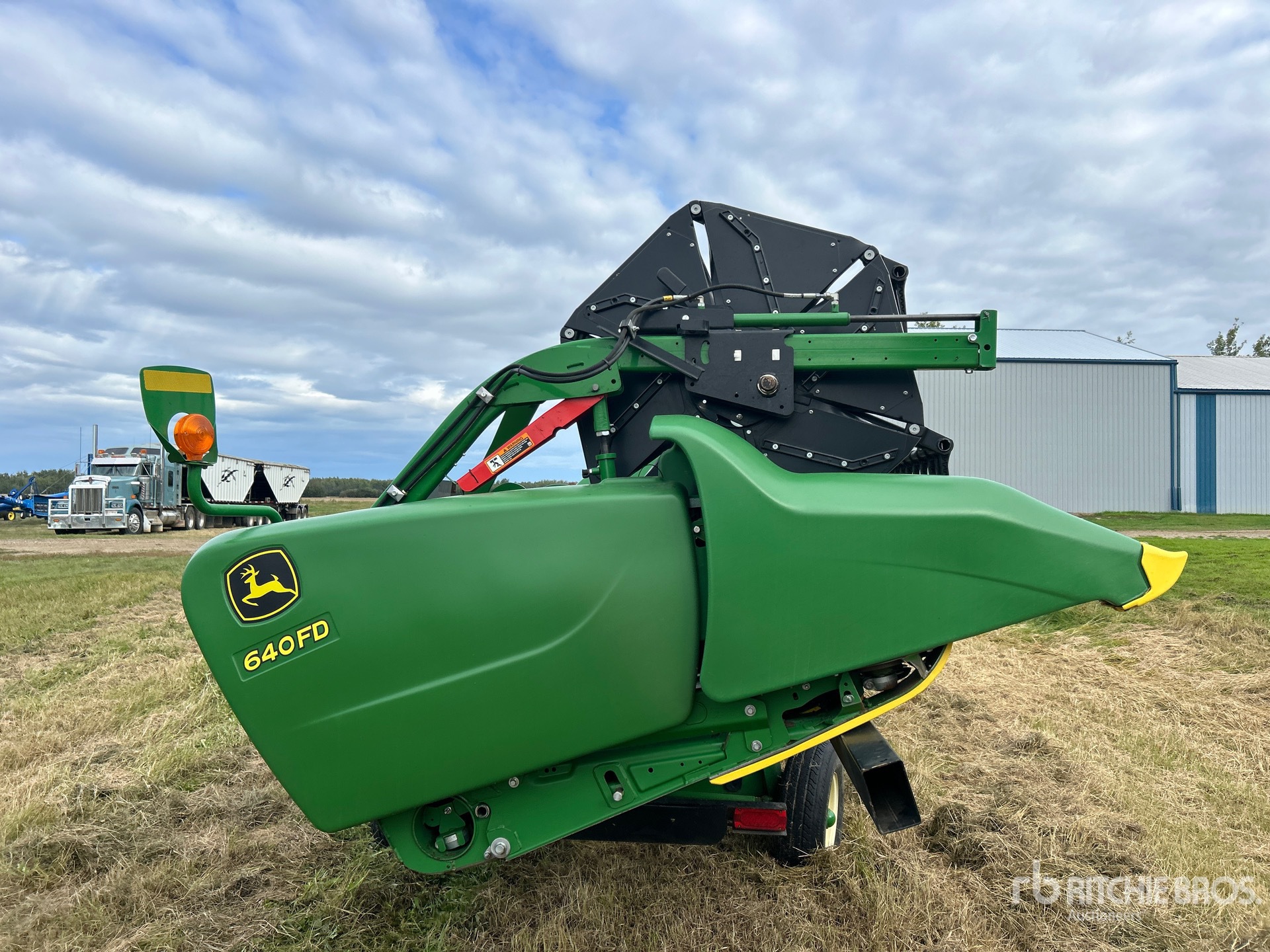 2018 John Deere 640FD