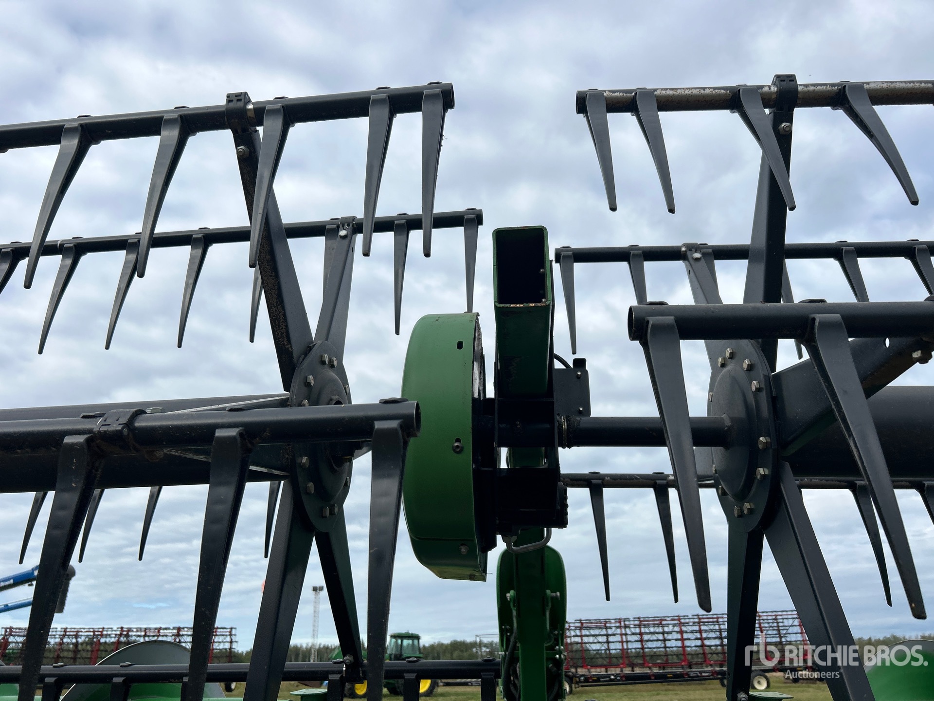2018 John Deere 640FD