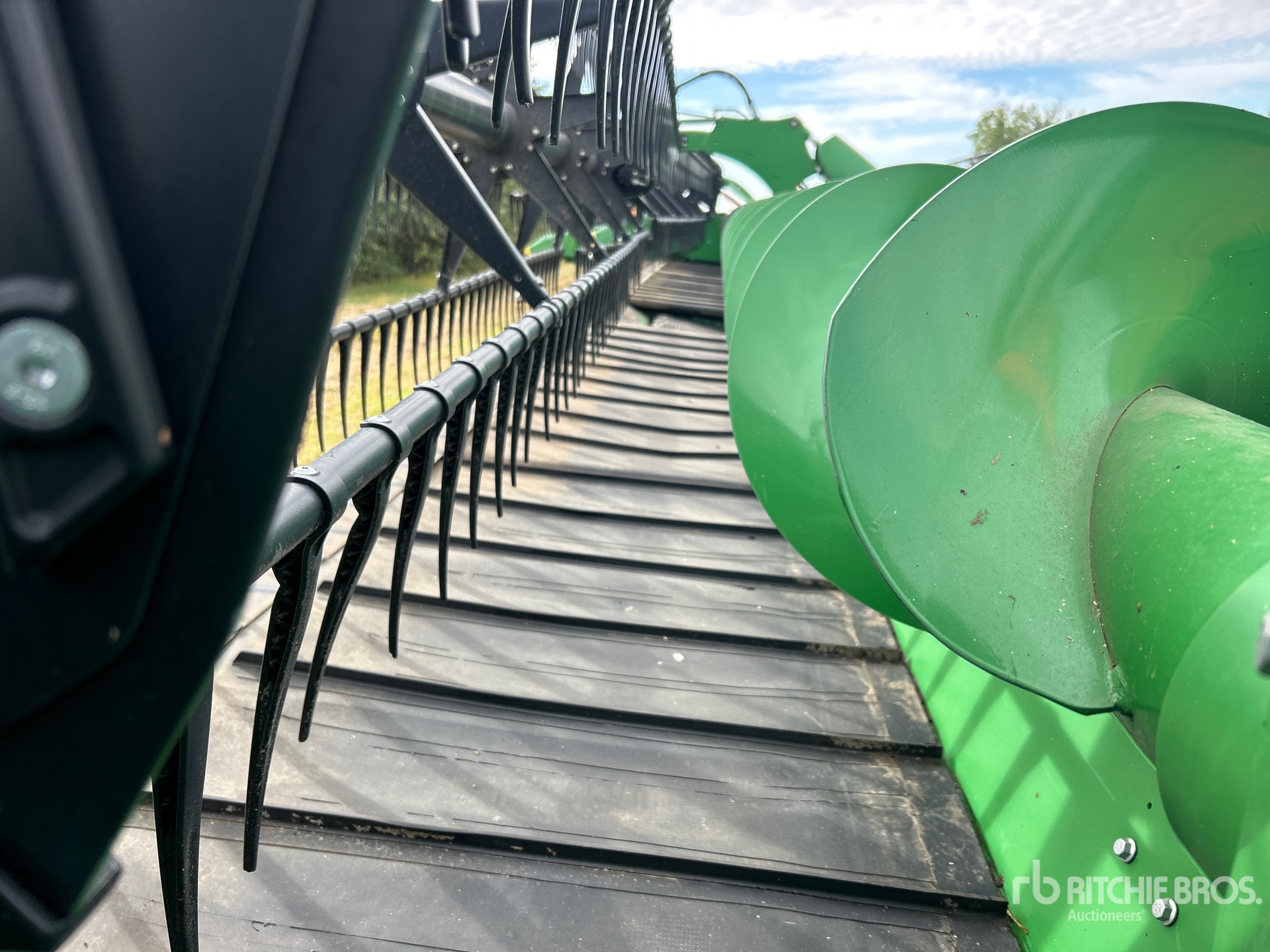 2018 John Deere 640FD