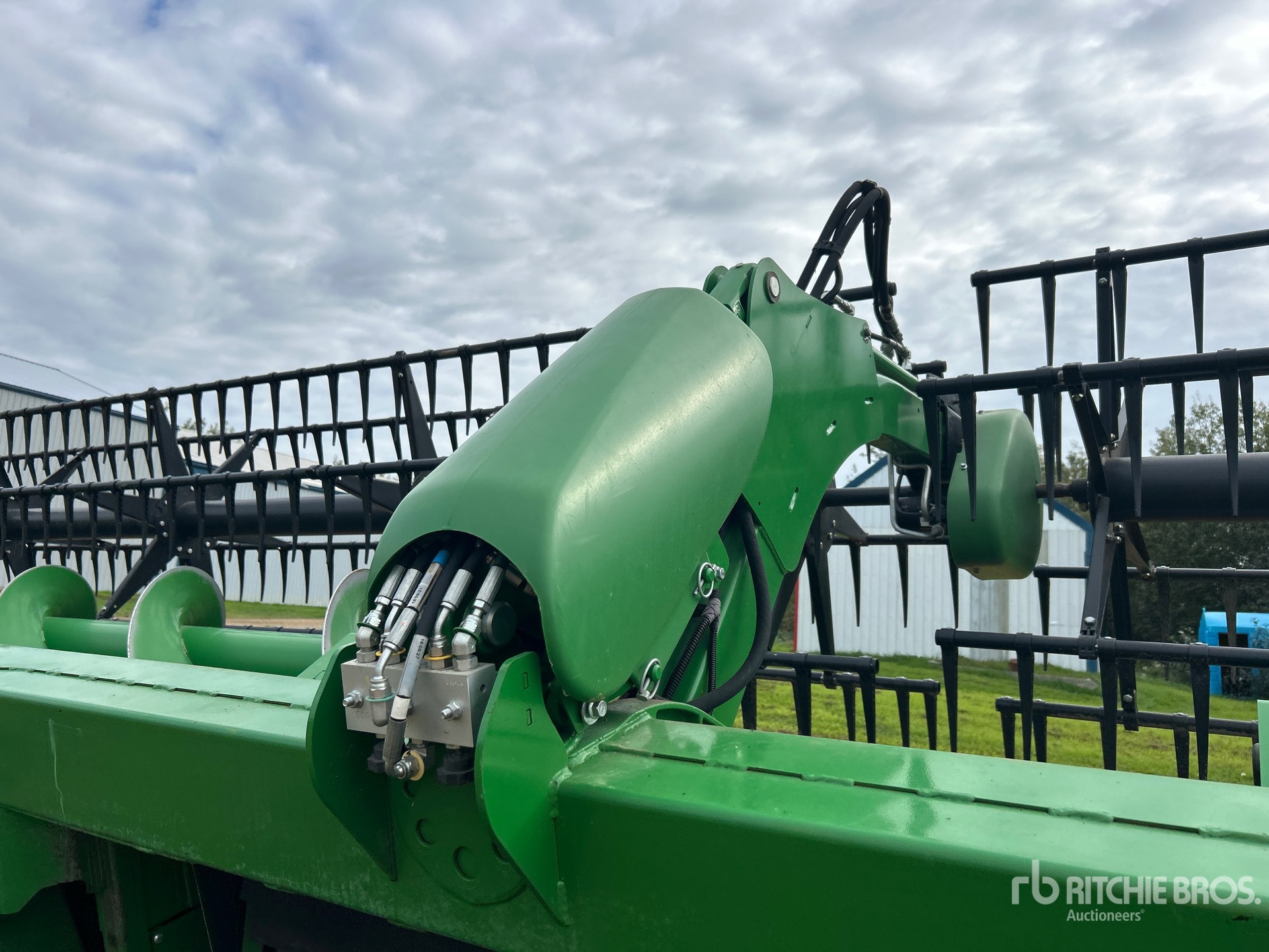 2018 John Deere 640FD