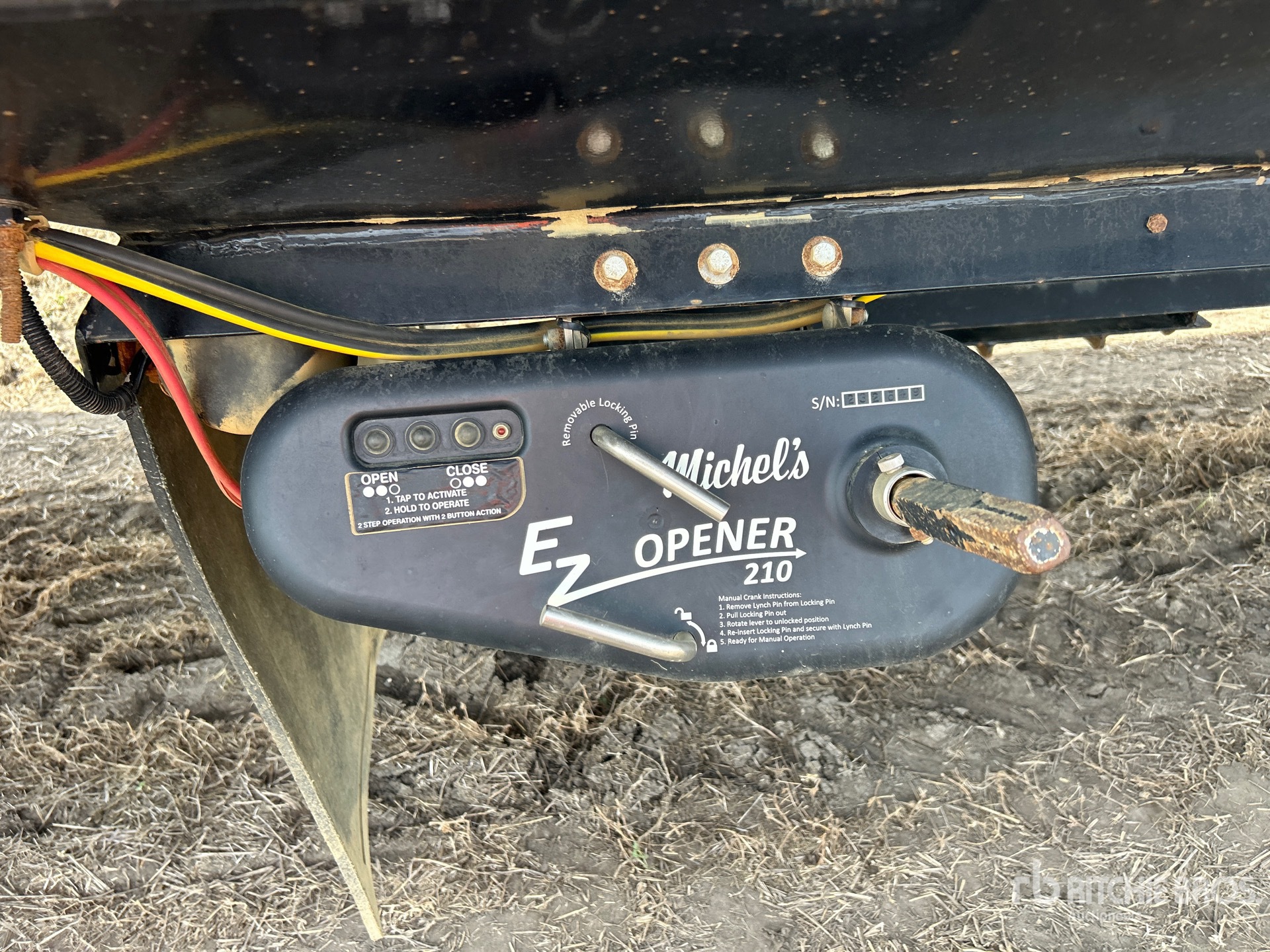 2009 Load King 30 ft Tri/A Super B-Train Lead