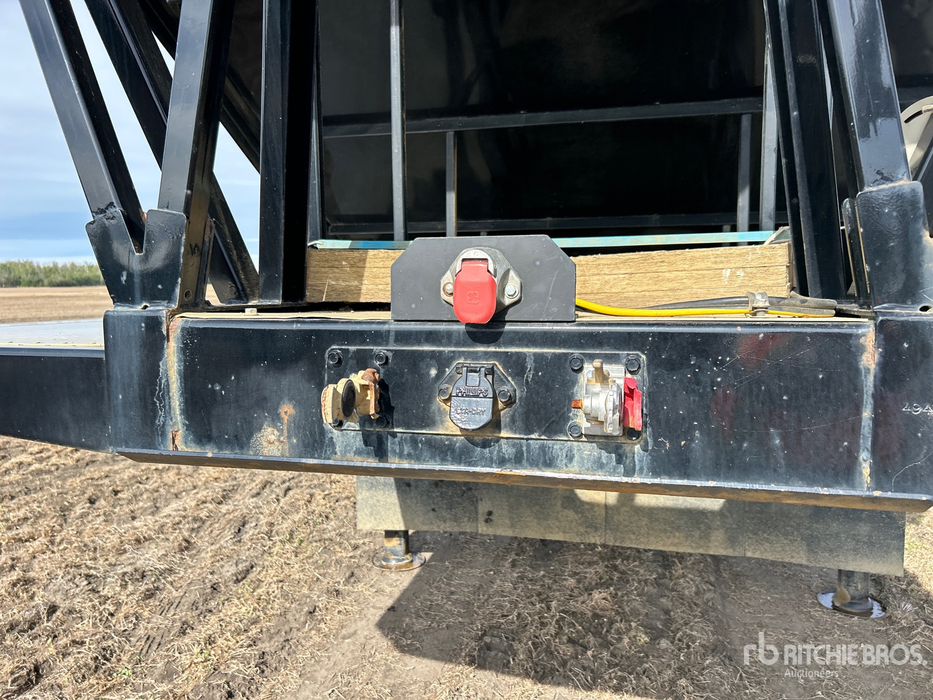 2009 Load King 30 ft Tri/A Super B-Train Lead