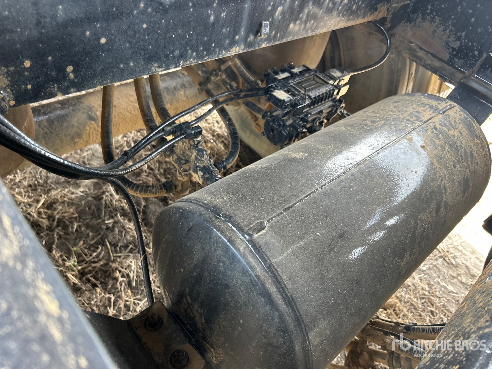 2009 Load King 30 ft Tri/A Super B-Train Lead
