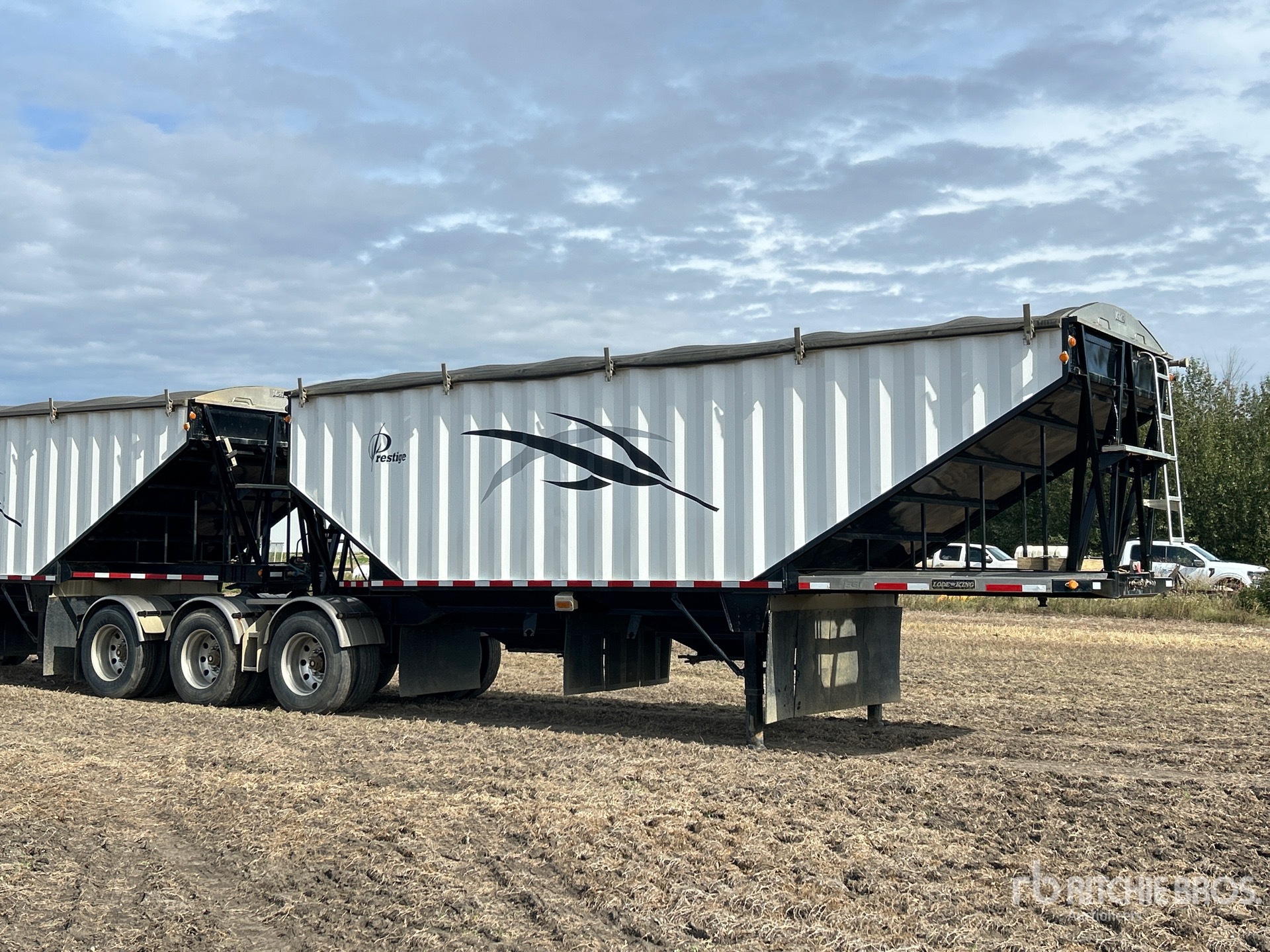 2009 Load King 30 ft Tri/A Super B-Train Lead