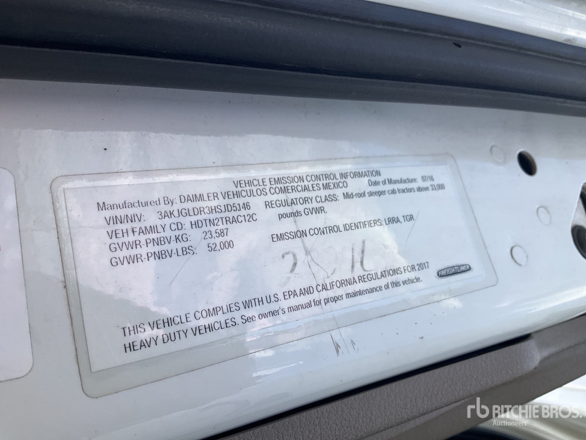 2017 Freightliner CASCADIA 125