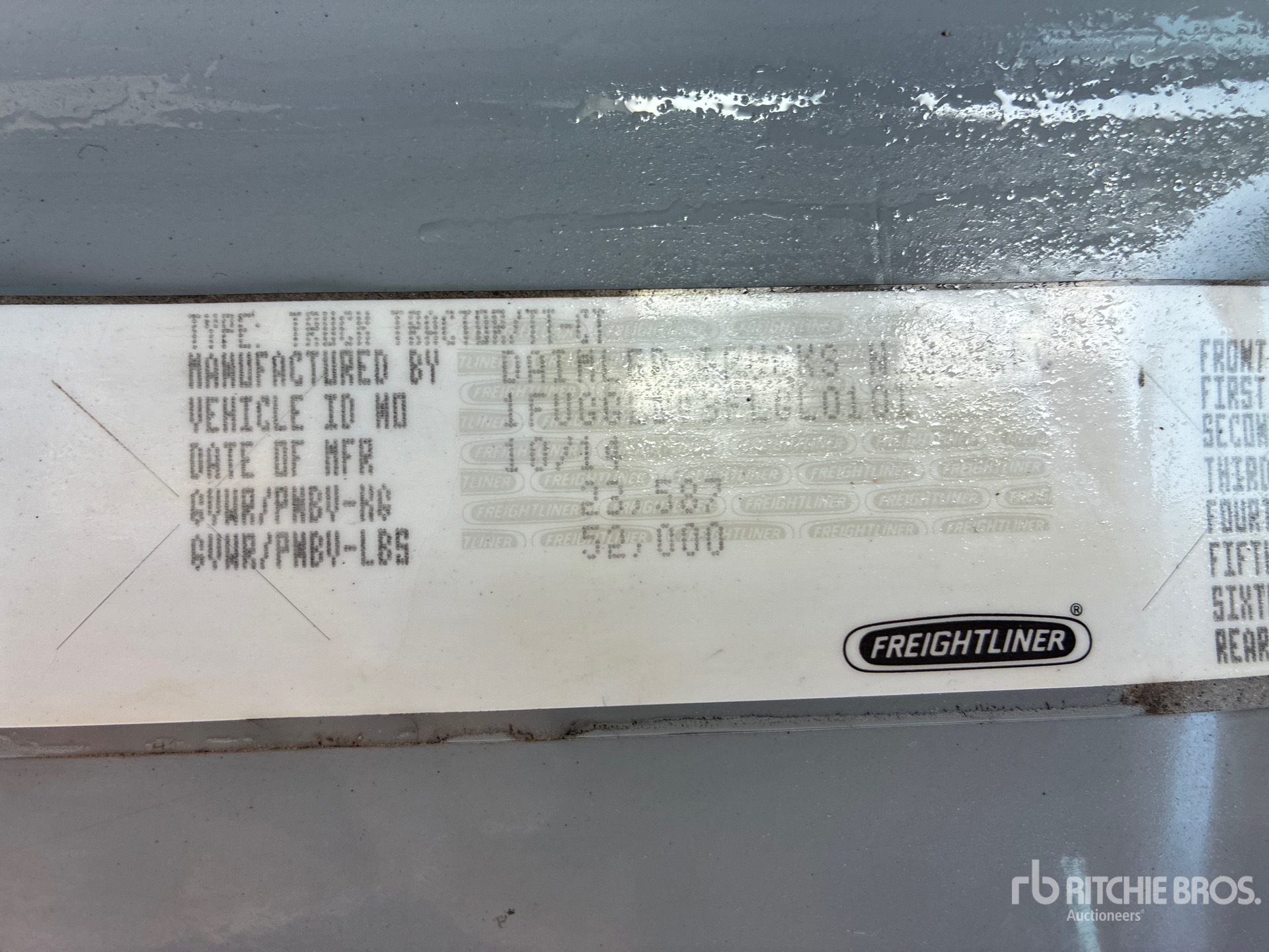2015 Freightliner CASCADIA 125
