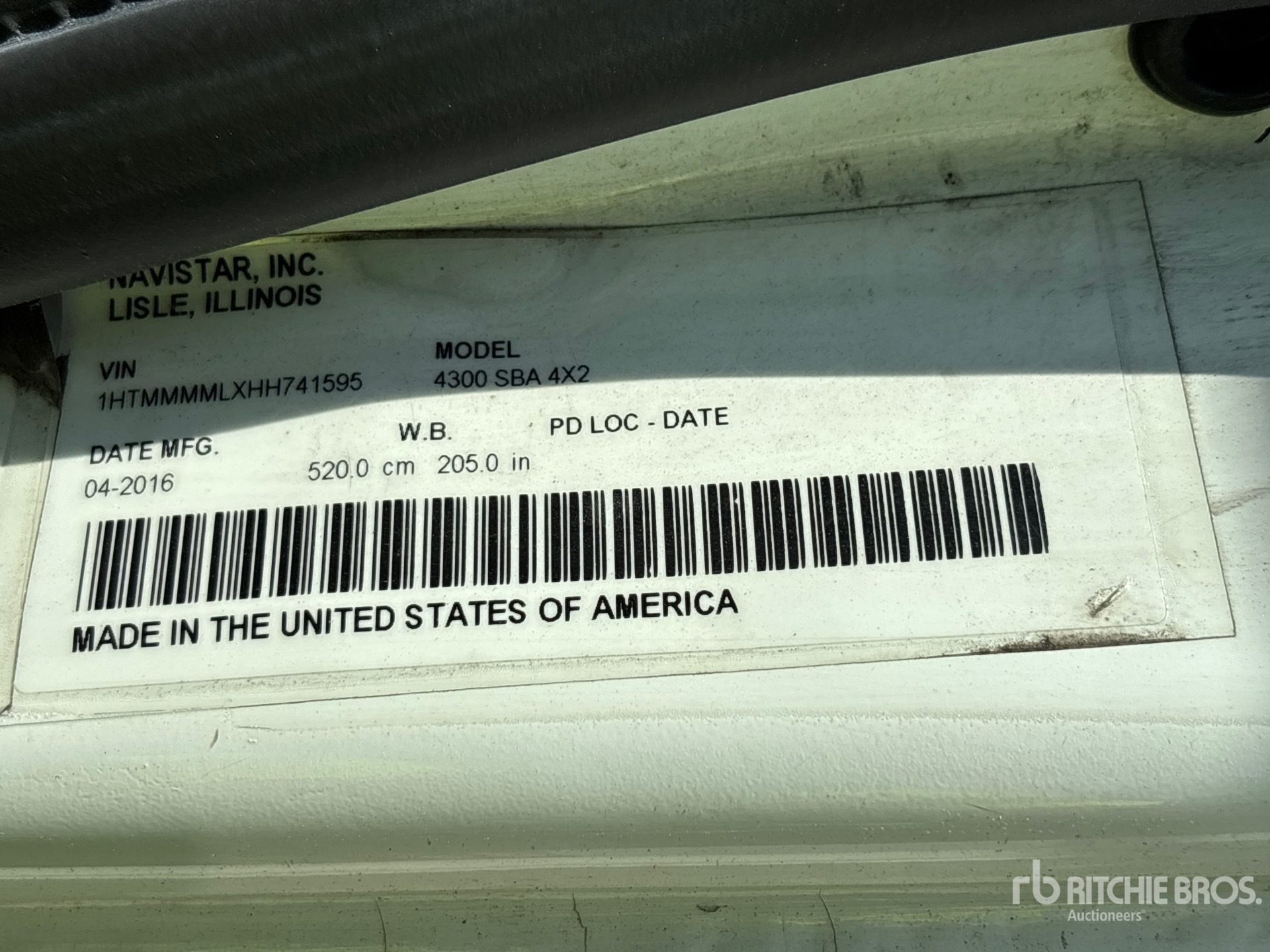 2017 International 4300 SBA 4X2