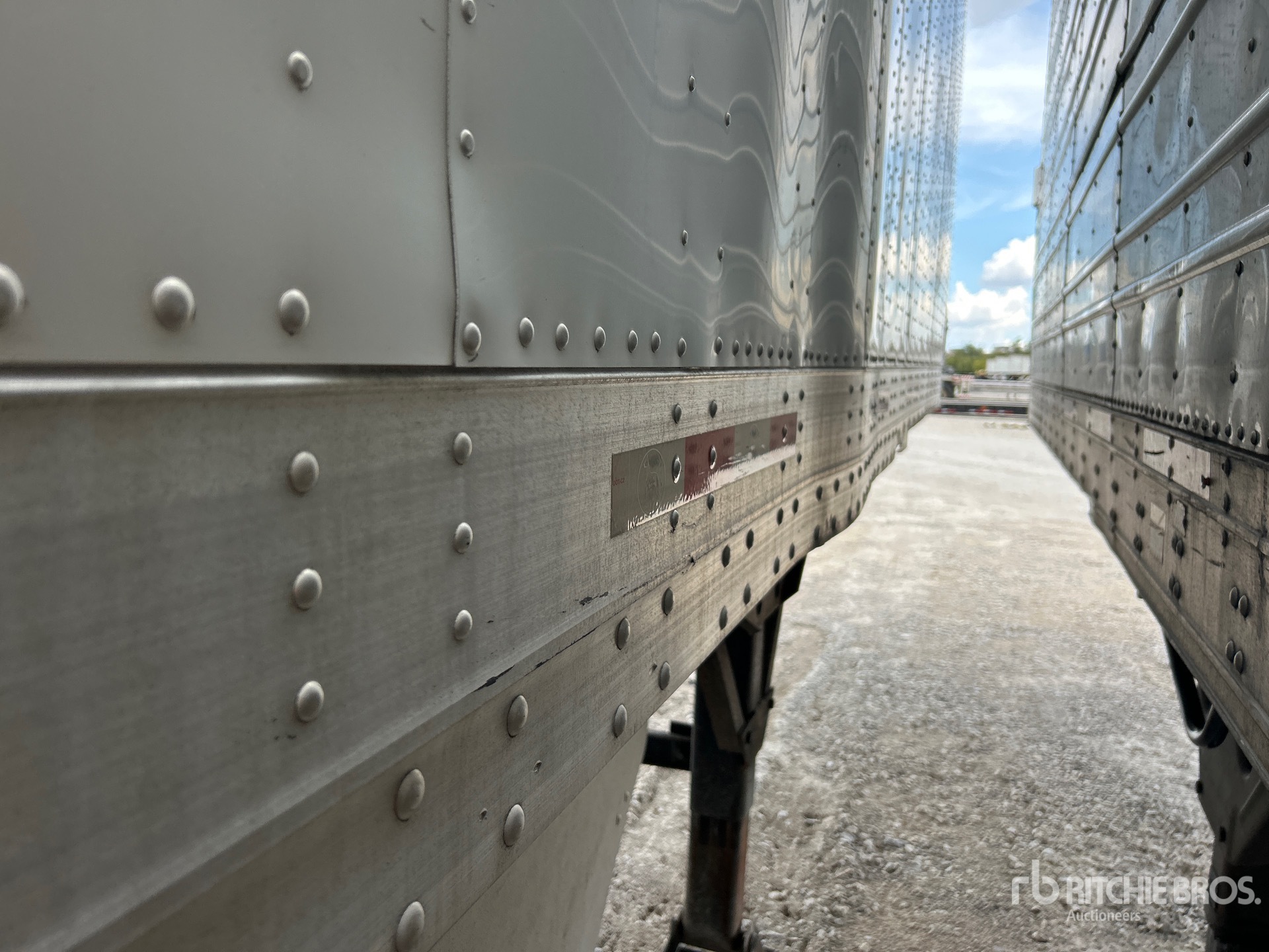 2015 Great Dane CLA-1304-21048