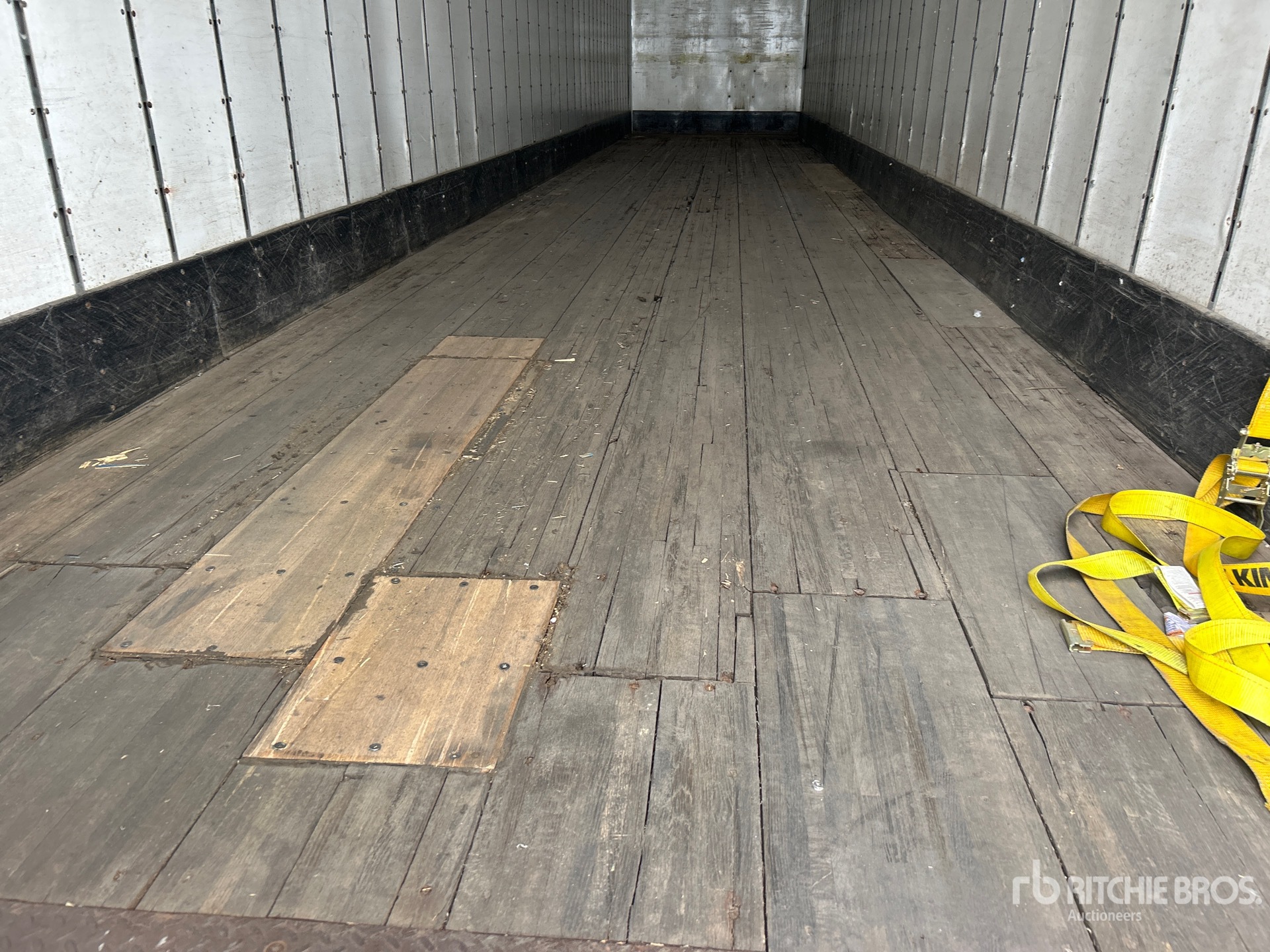 2015 Great Dane CLA-1304-21048