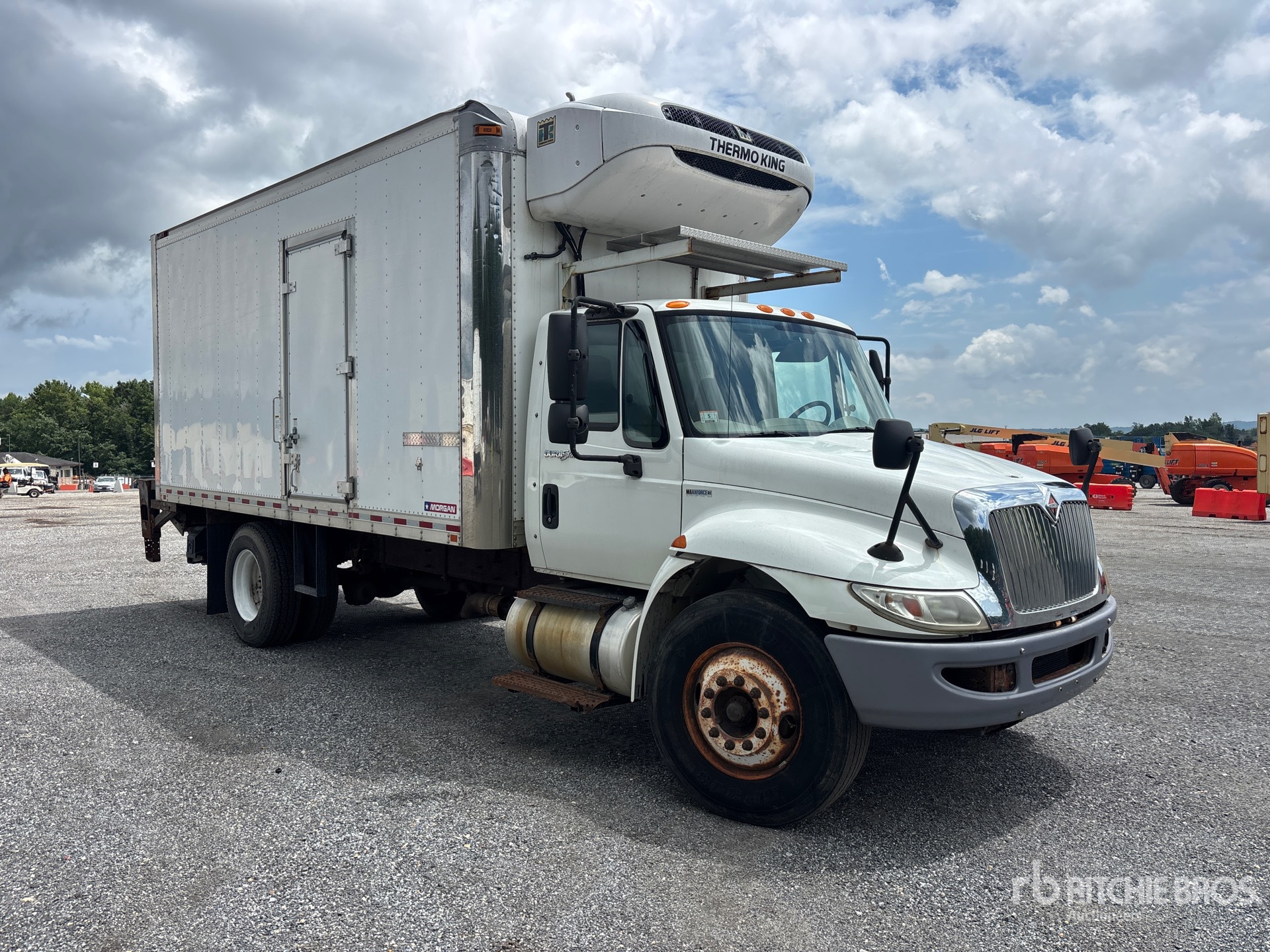 2011 International 4300