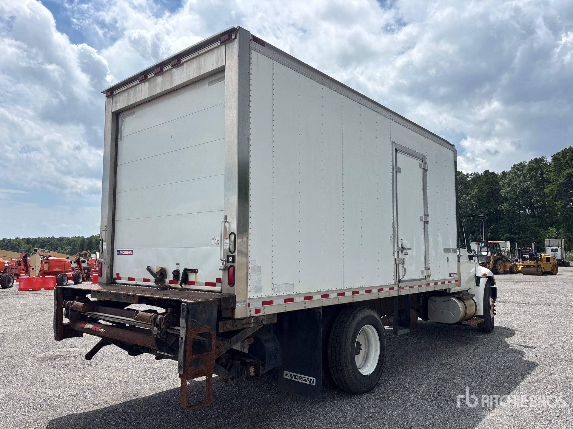 2011 International 4300