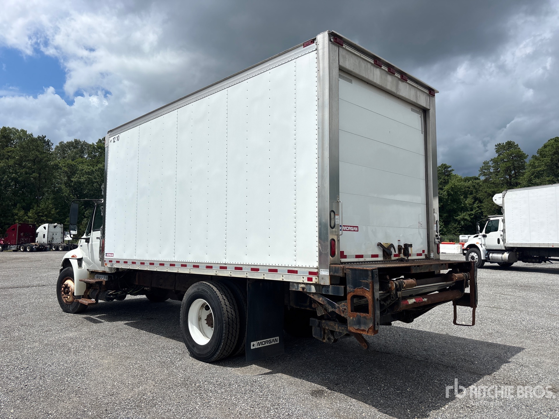 2011 International 4300