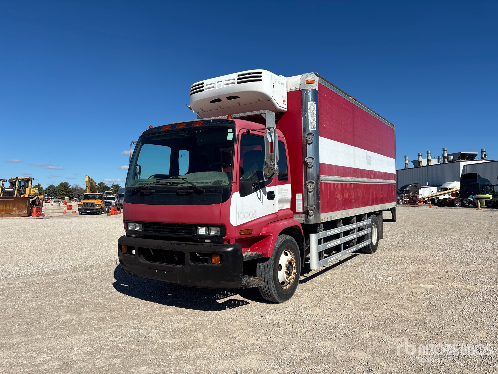 Photo of 2006 Isuzu T7F042