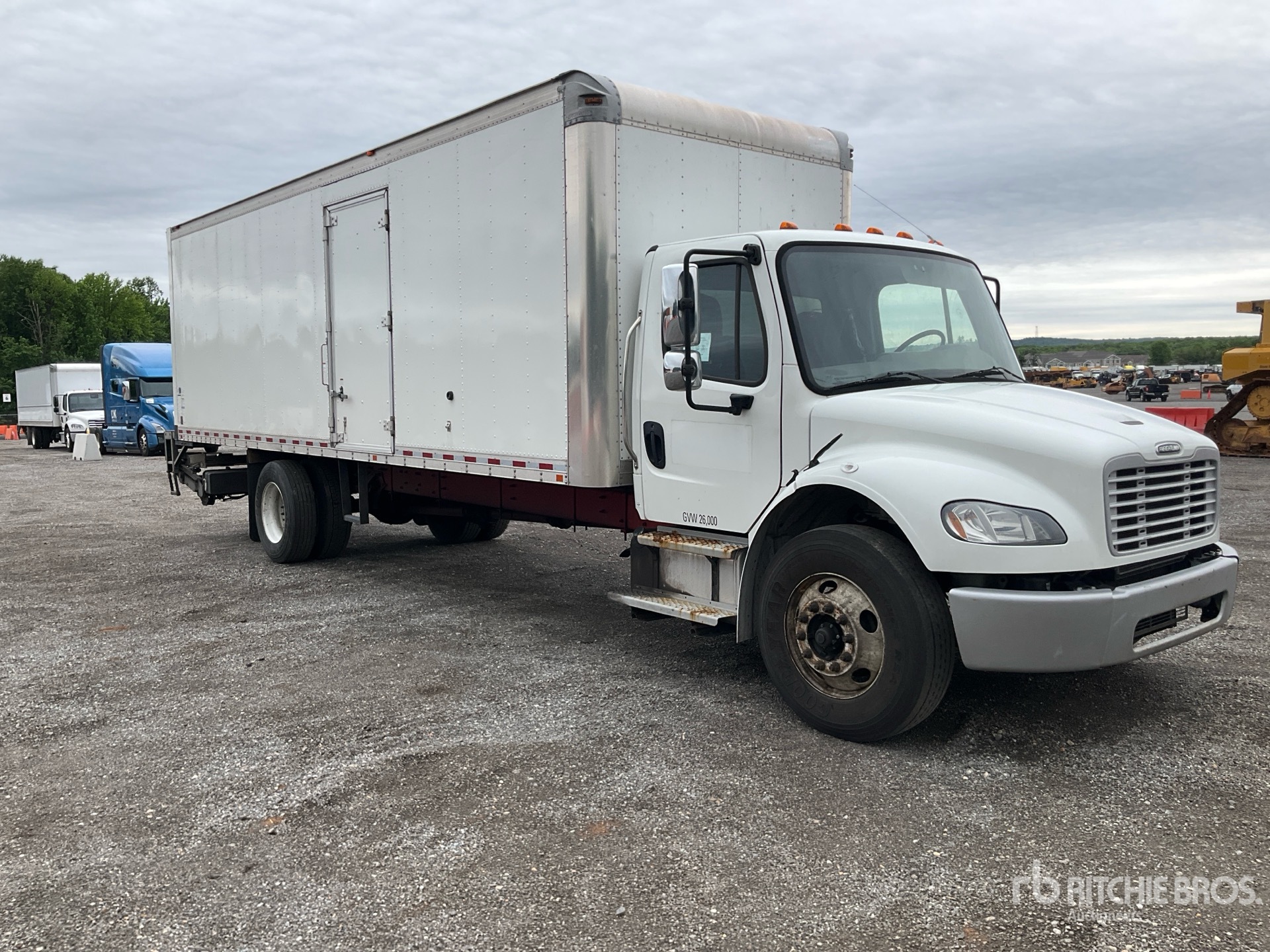2019 Freightliner M2 106