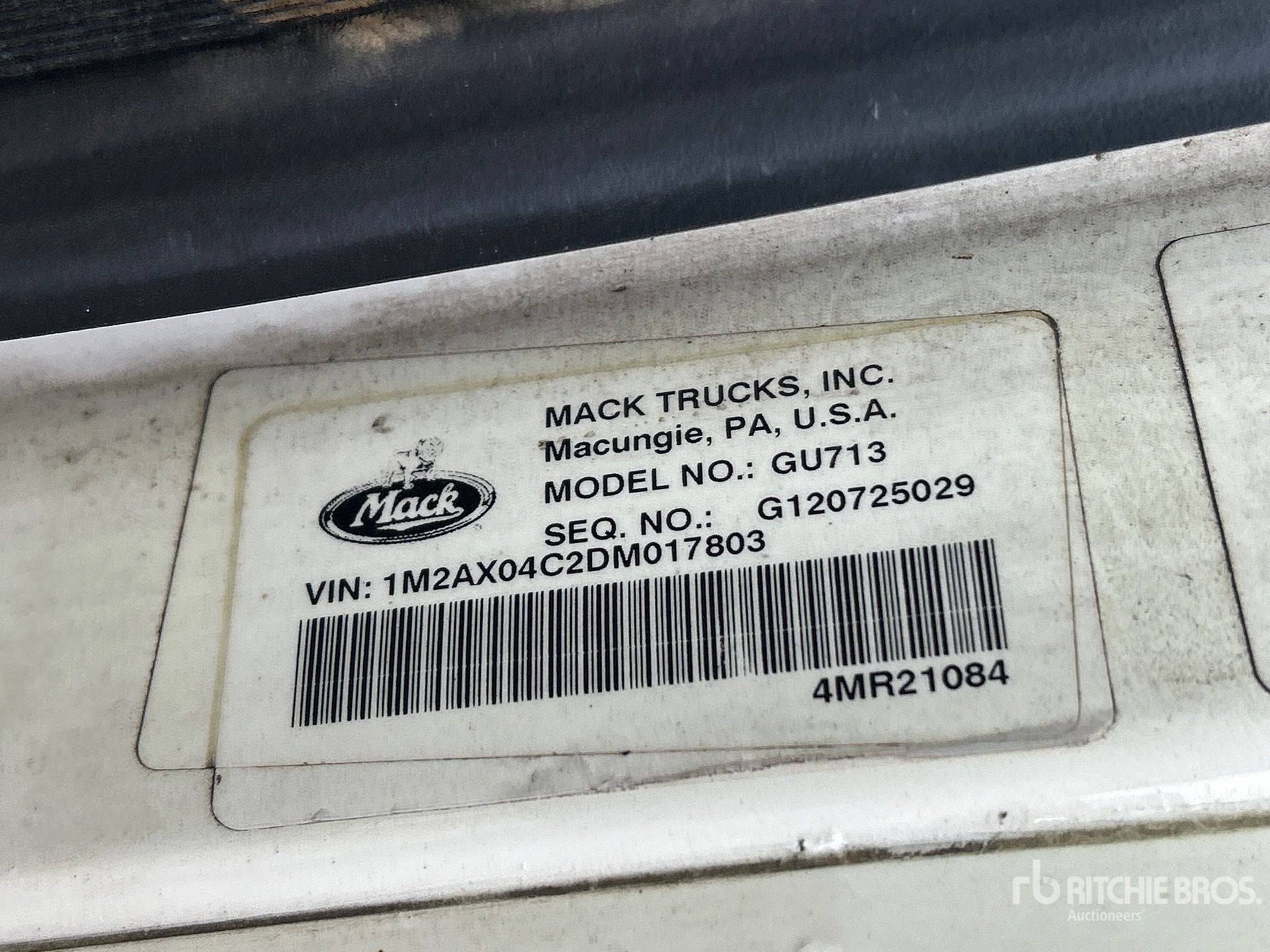 2013 Mack GU713