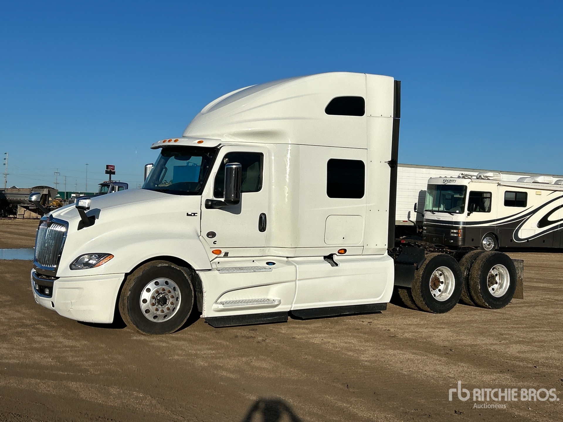 Photo of 2019 International LT625
