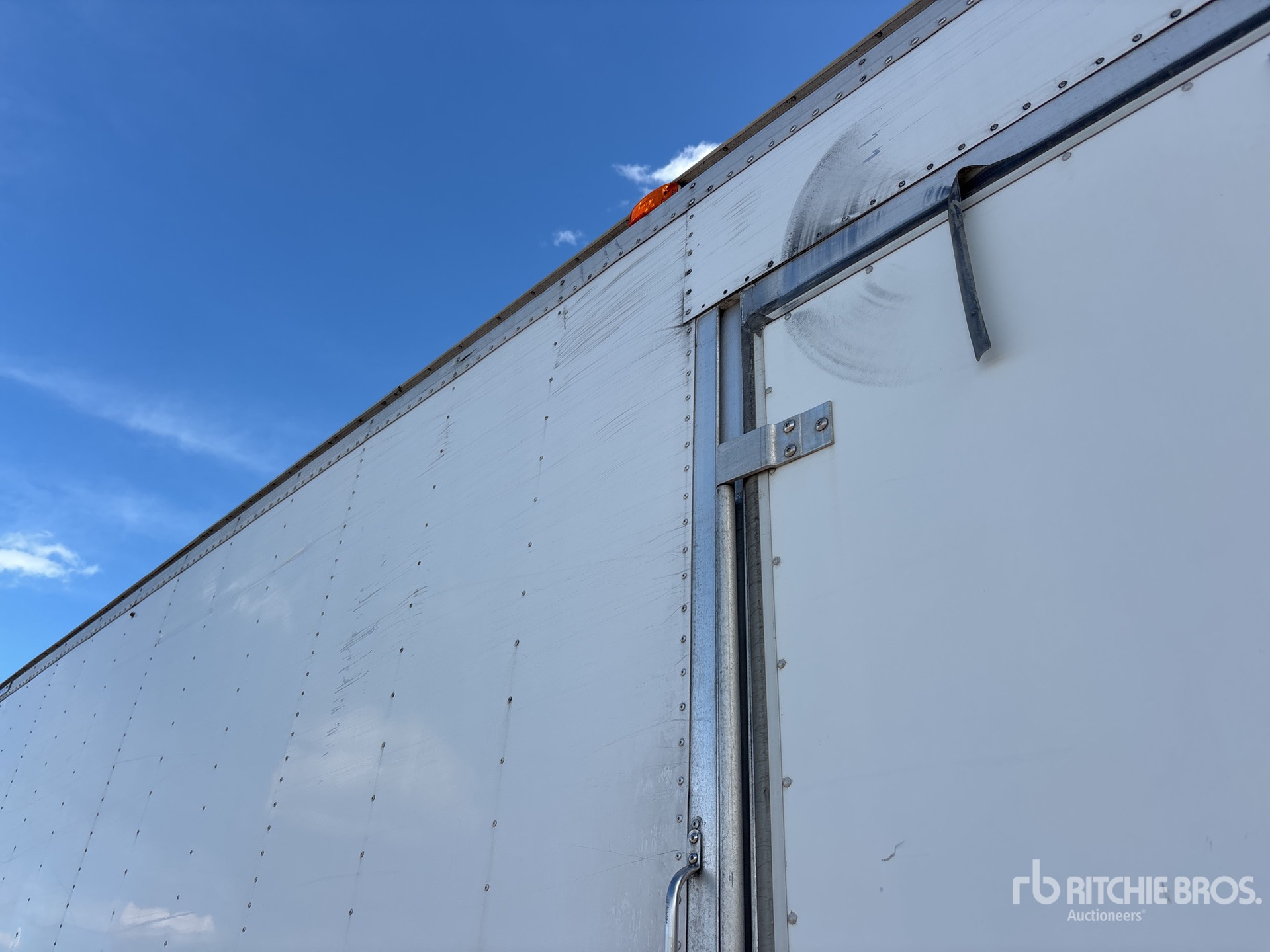 2018 Freightliner M2 106