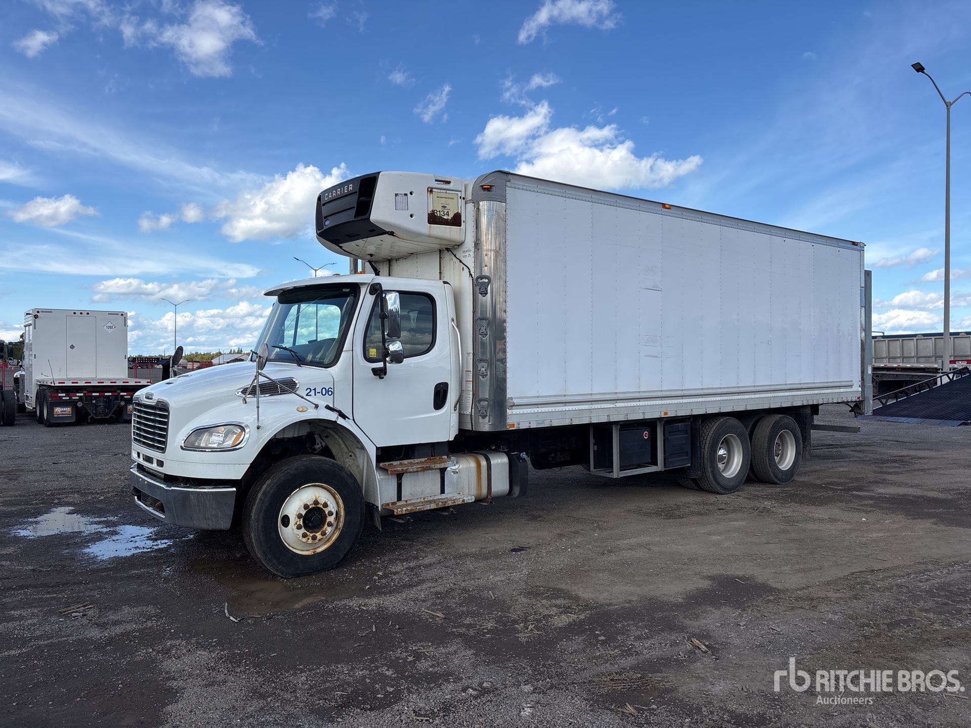 Photo of 2018 Freightliner M2 106