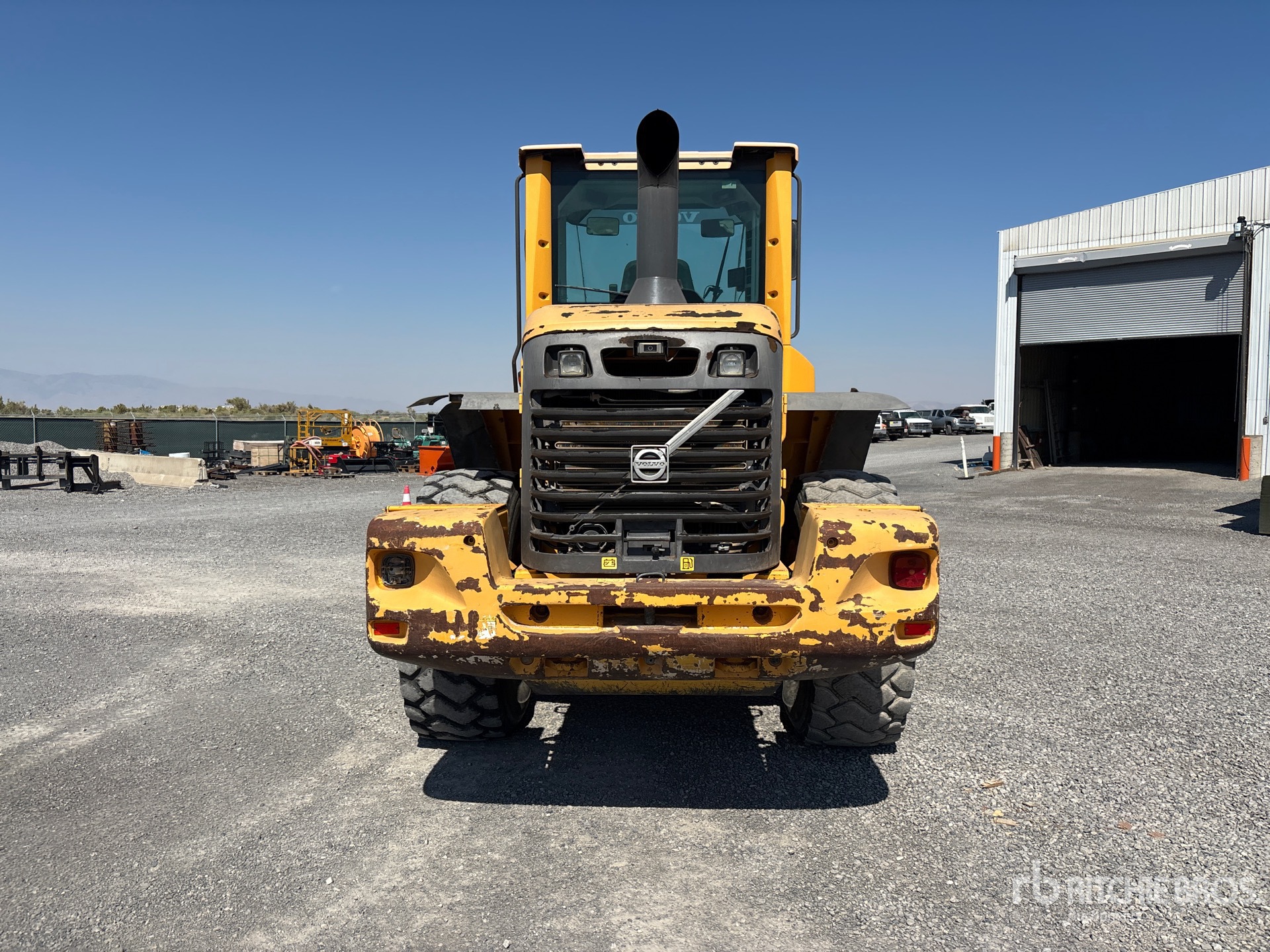 2011 Volvo L90F
