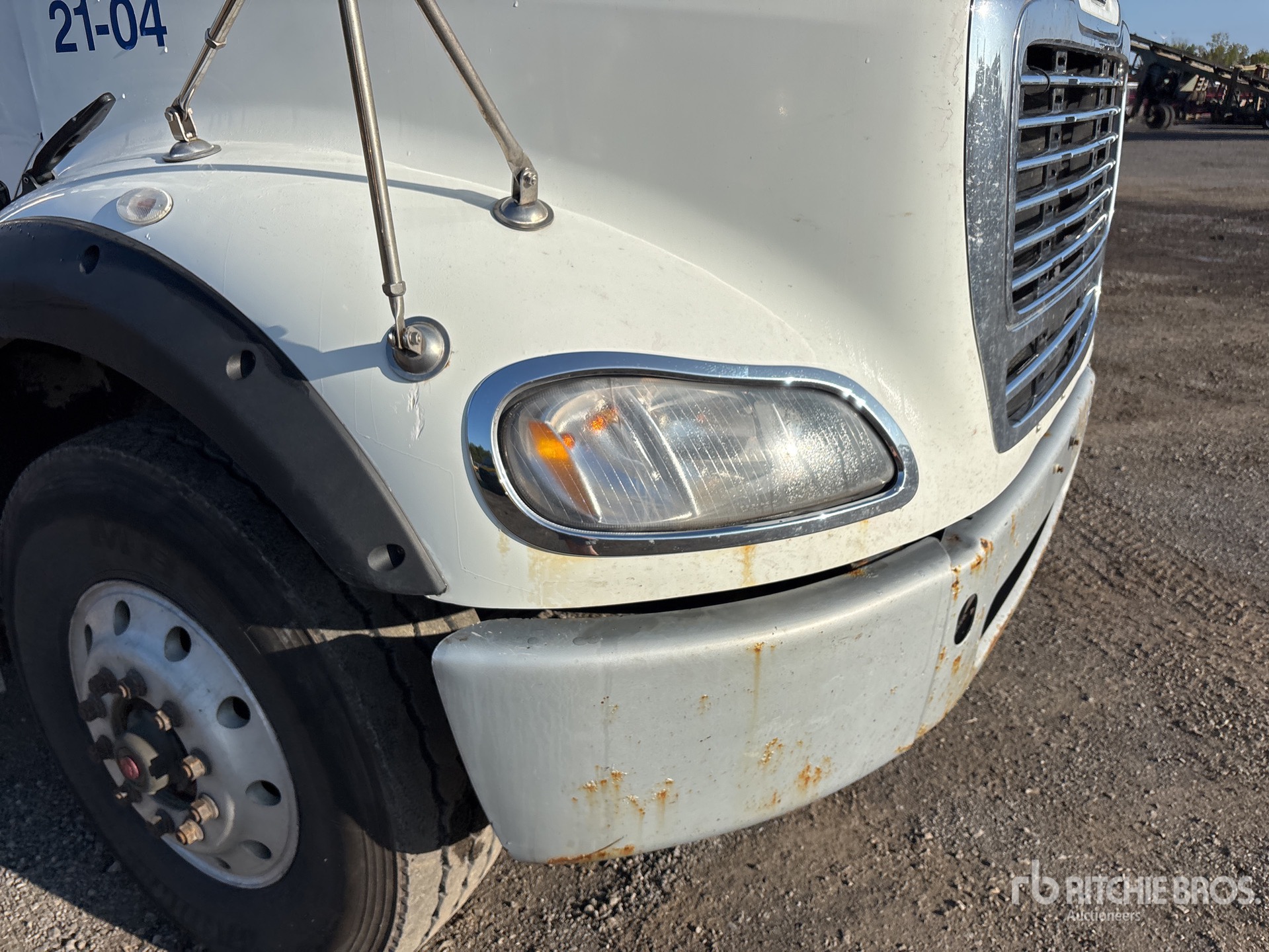 2017 Freightliner M2 112