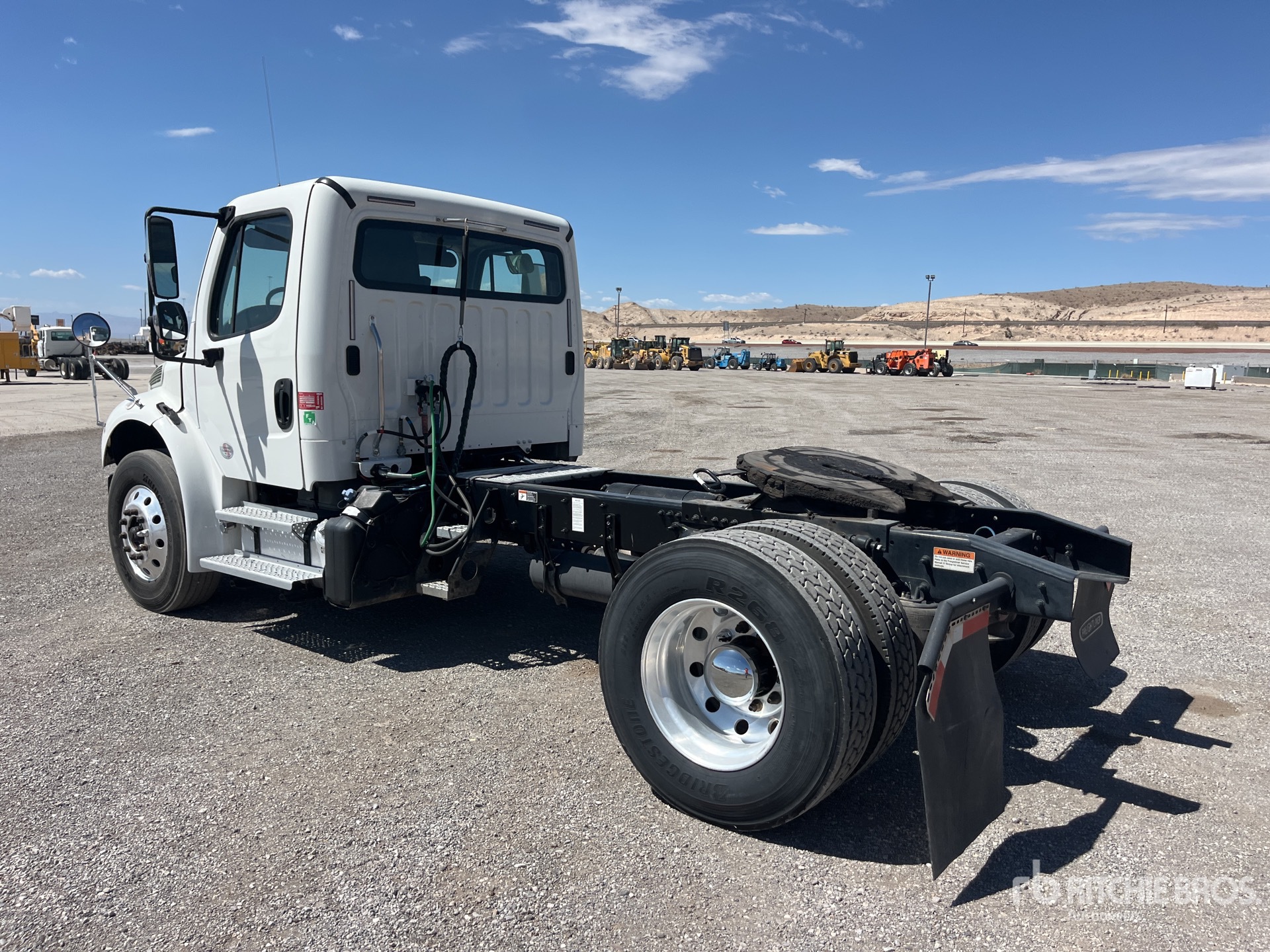 2020 Freightliner M2 106