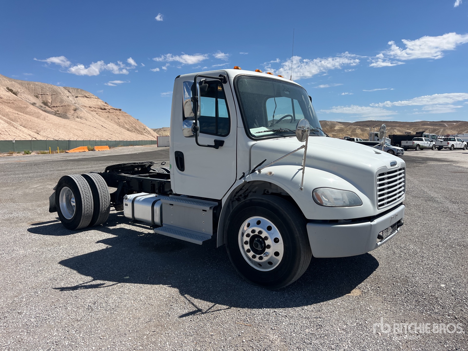 2020 Freightliner M2 106