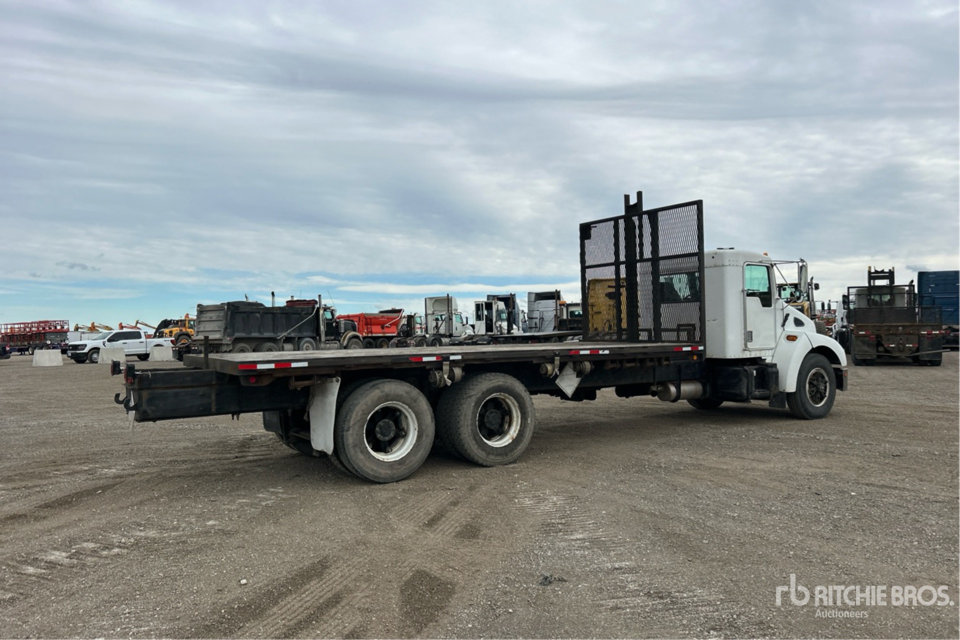 1998 Kenworth T300