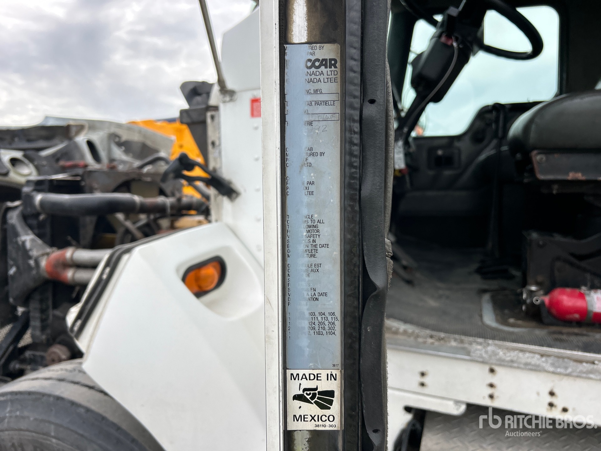 1998 Kenworth T300