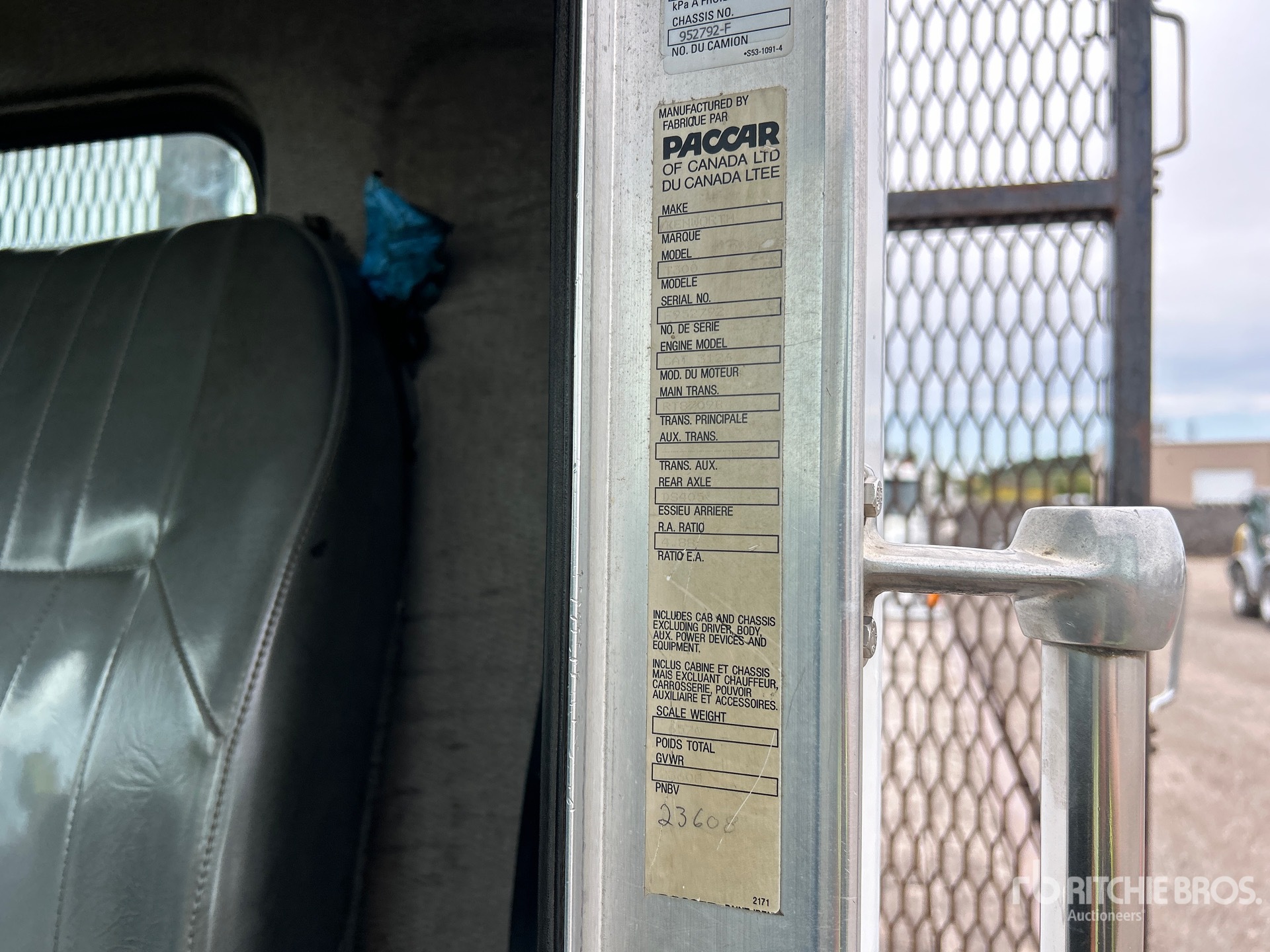 1998 Kenworth T300