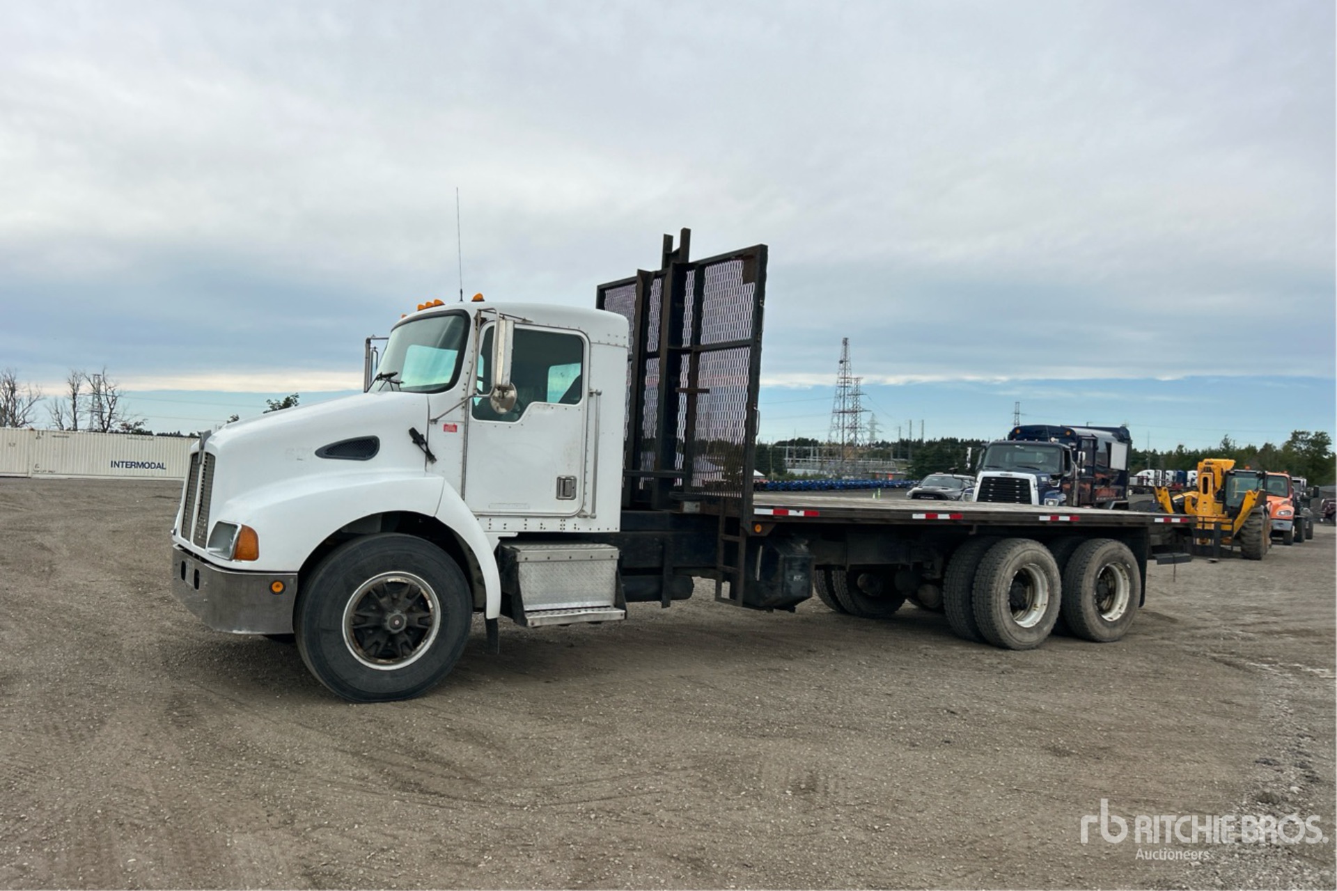 1998 Kenworth T300
