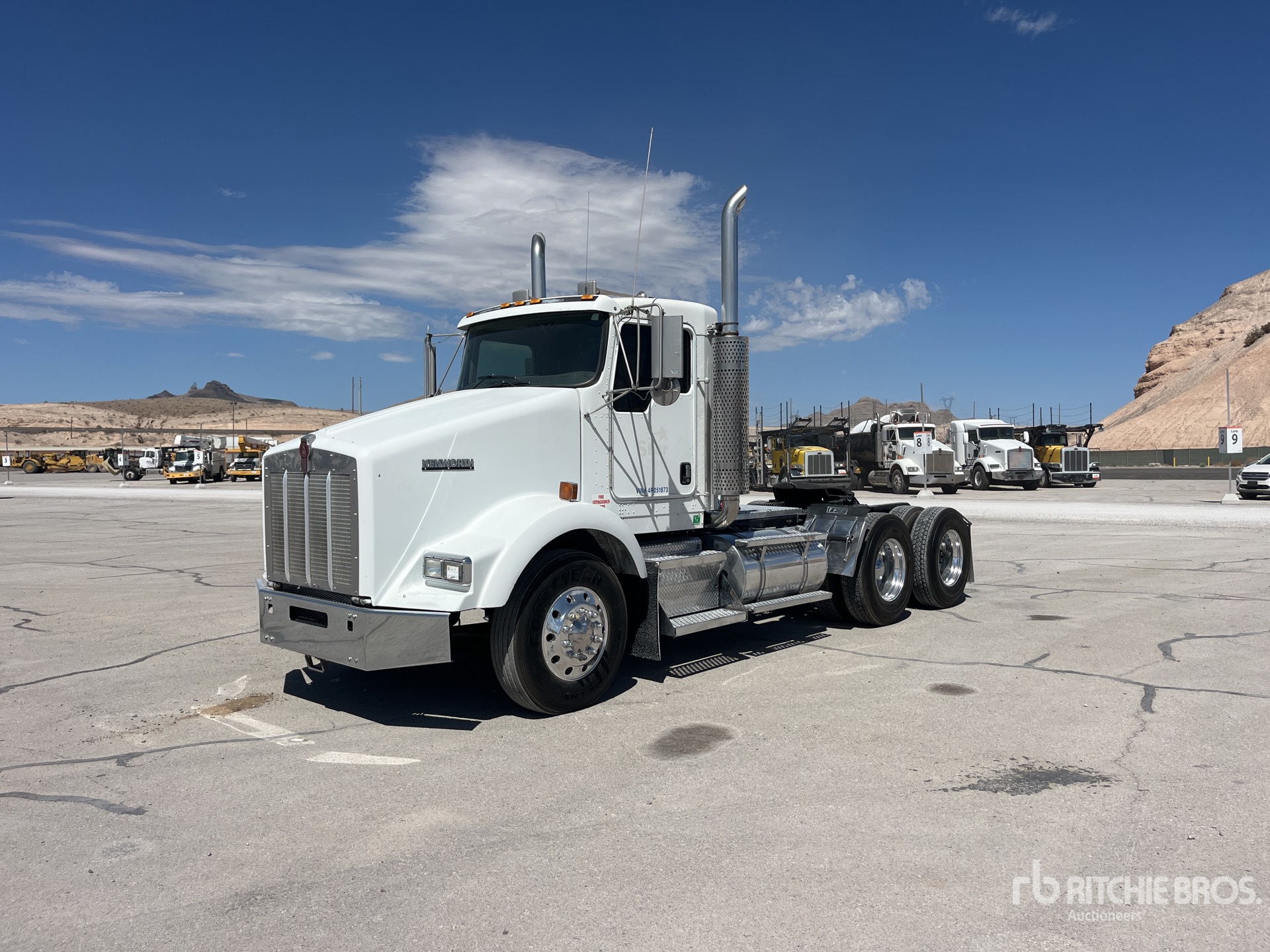2004 Kenworth T800B