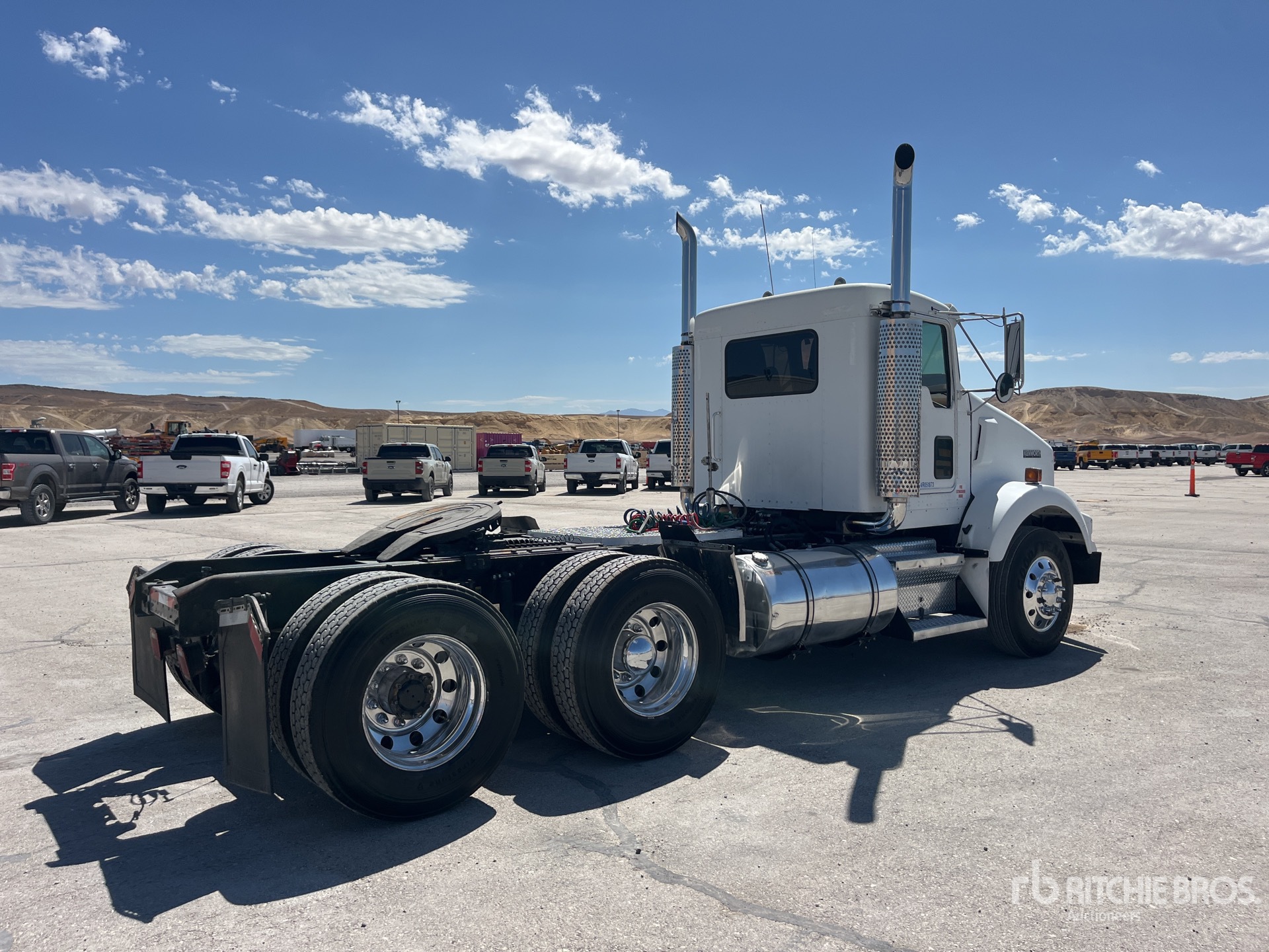 2004 Kenworth T800B