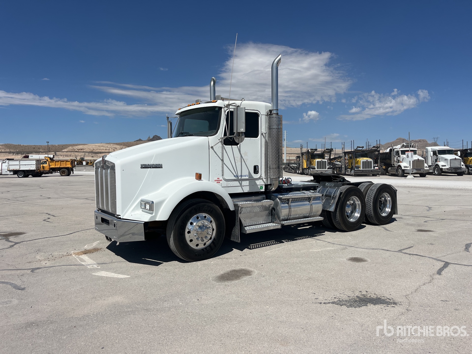 2004 Kenworth T800B
