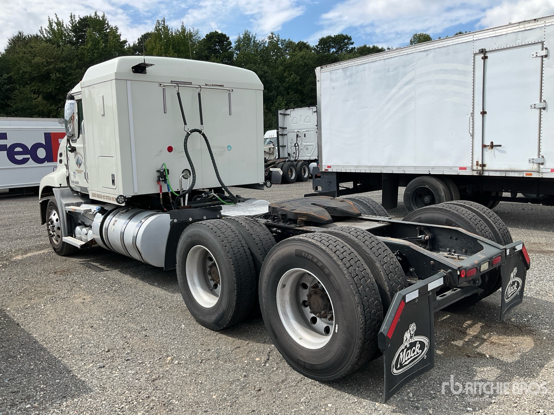 2019 Mack CXU613 Pinnacle