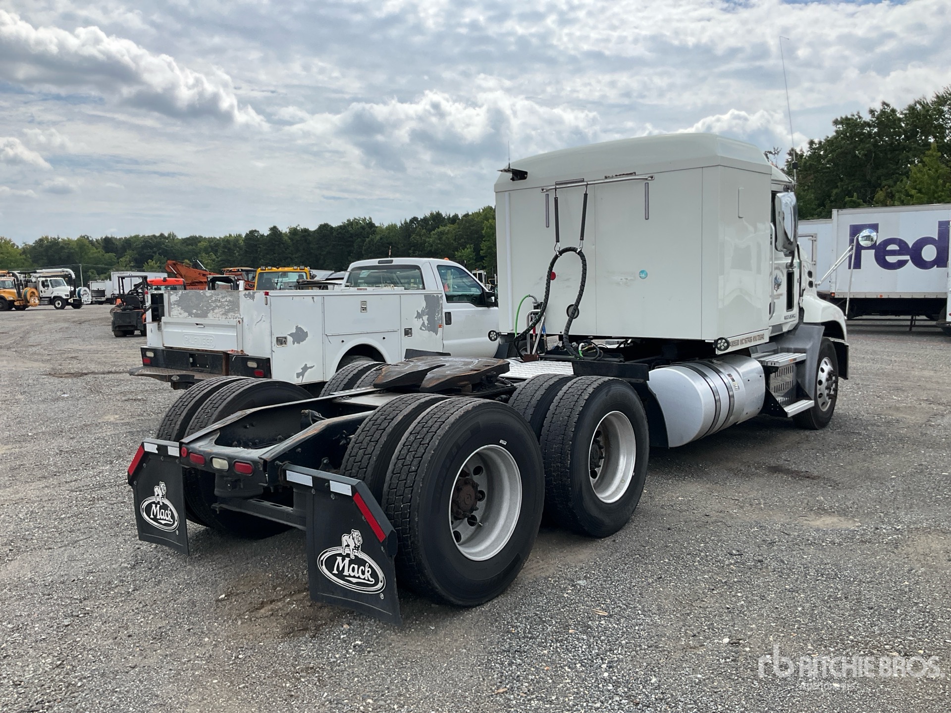 2019 Mack CXU613 Pinnacle