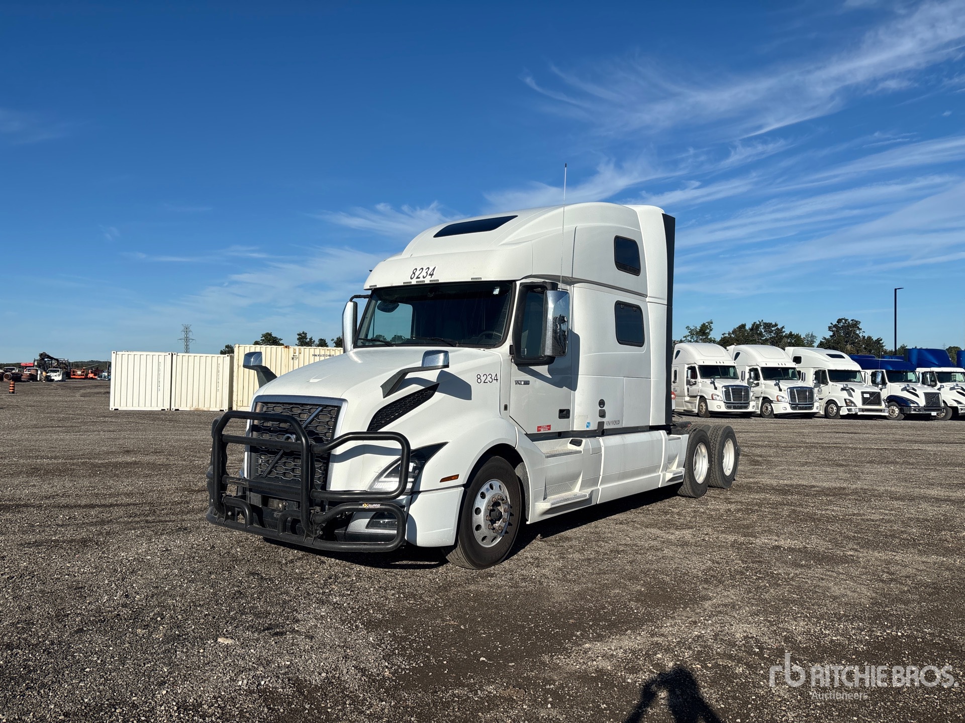 2022 Volvo VNL860