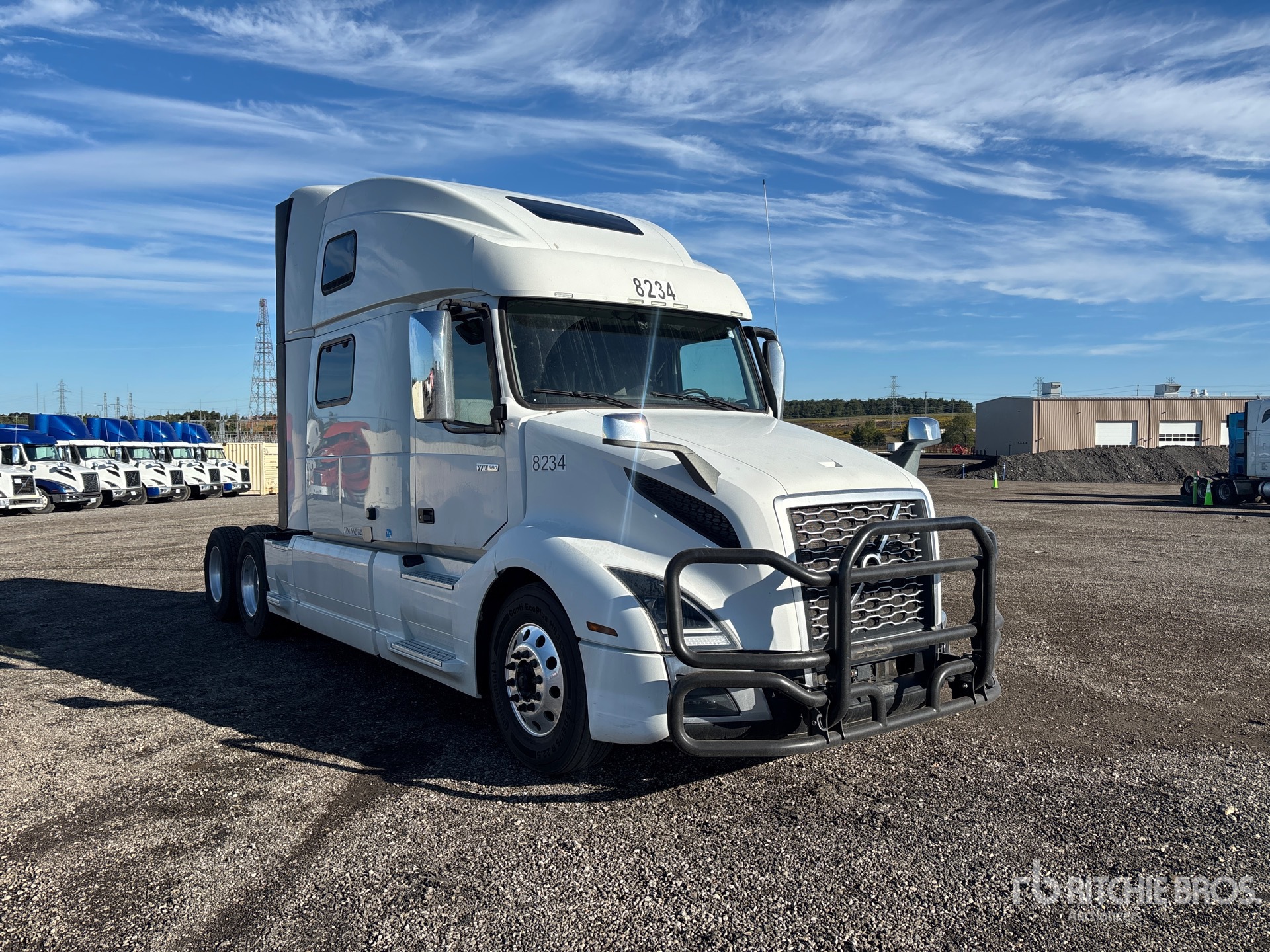 2022 Volvo VNL860