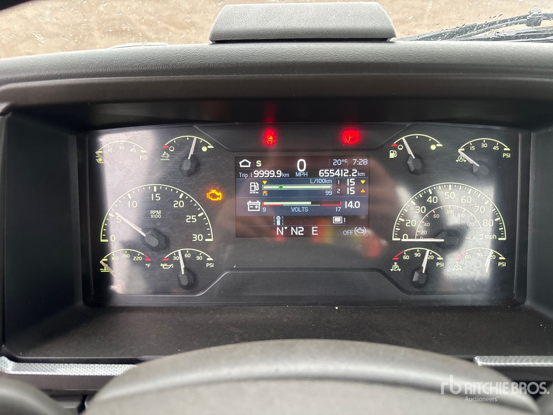 2020 Volvo VNL