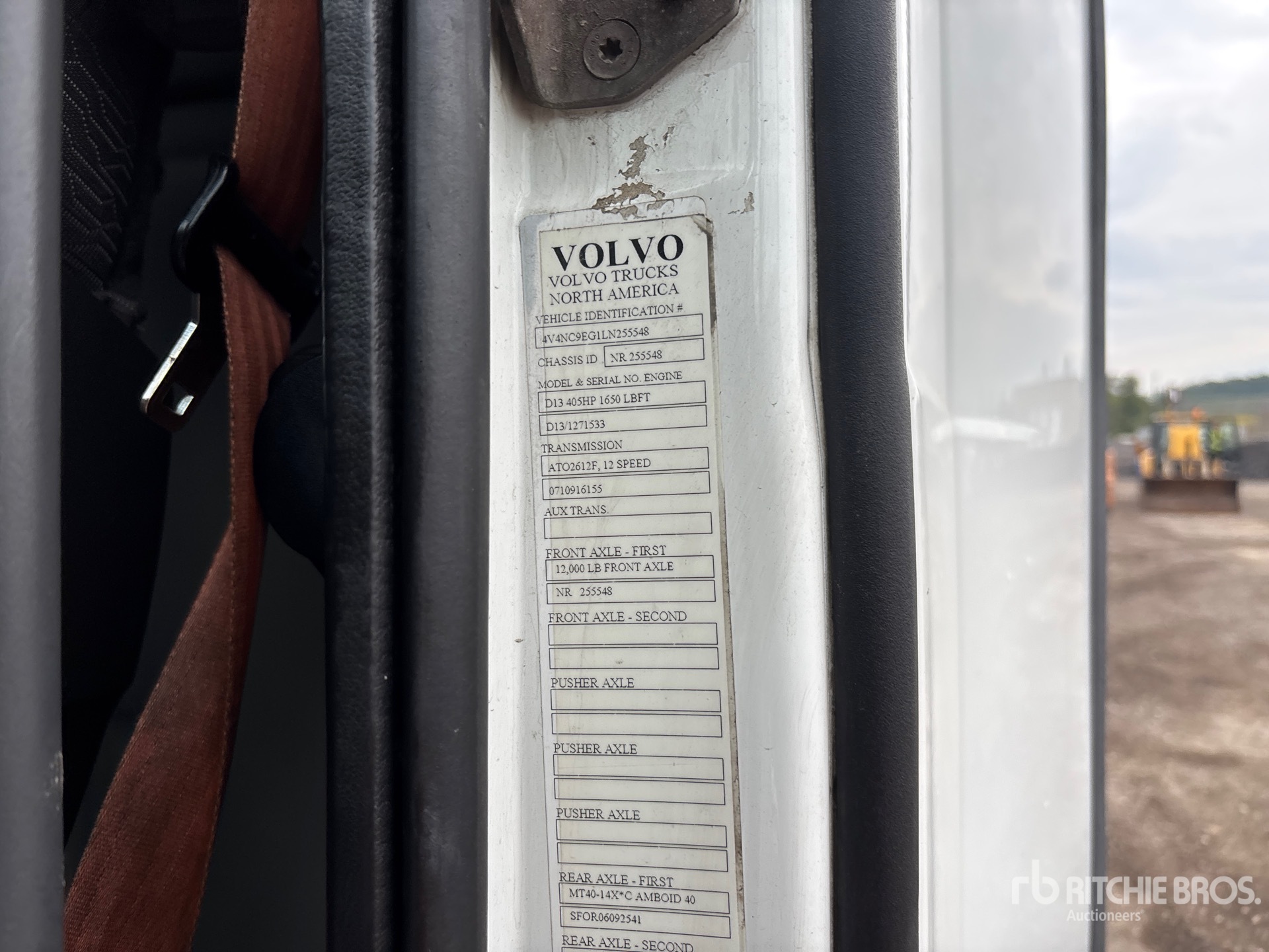 2020 Volvo VNL