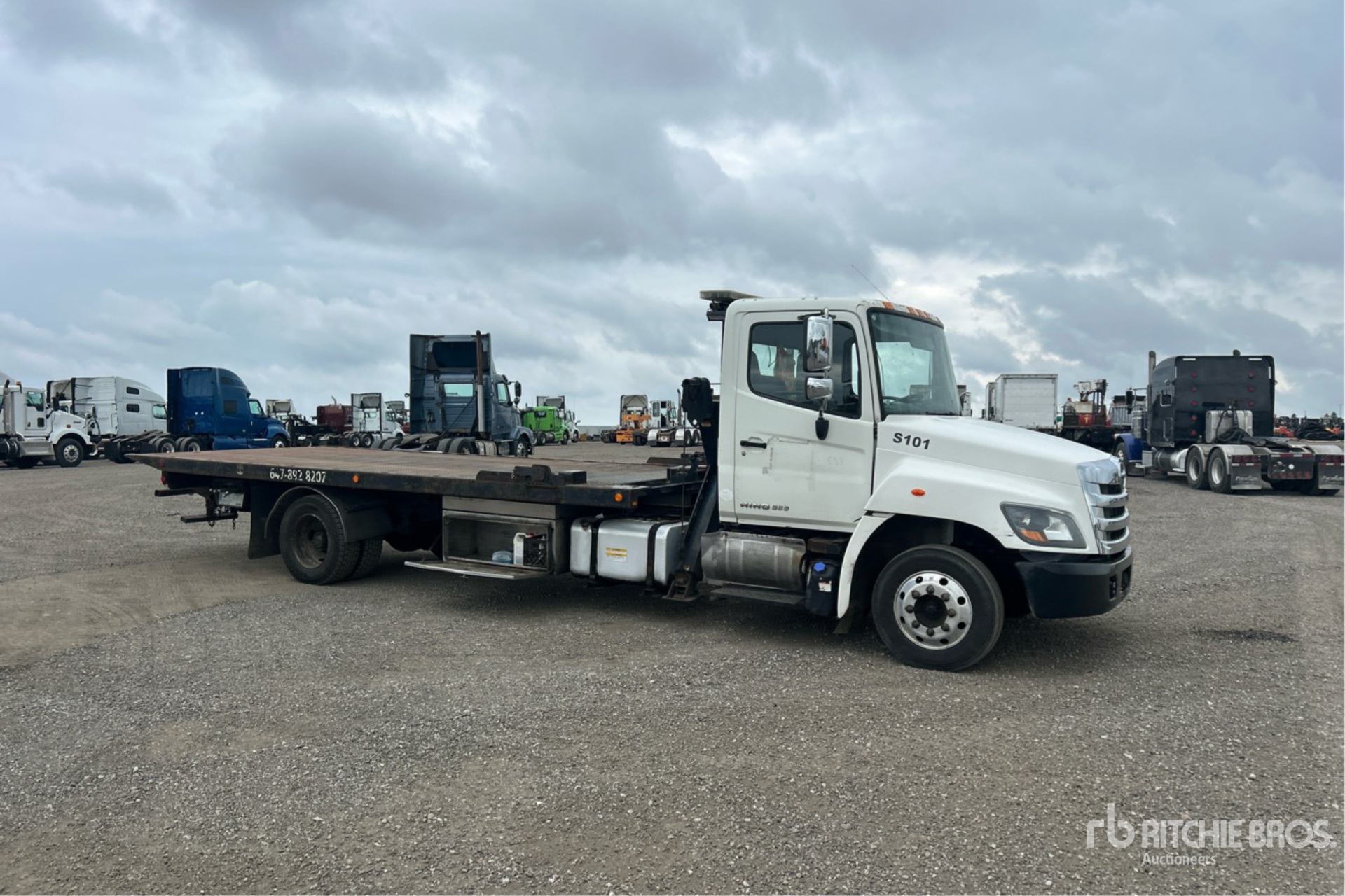 2012 Hino 268