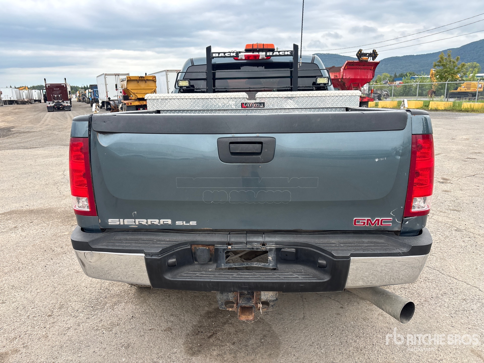 2011 GMC SIERRA 2500HD
