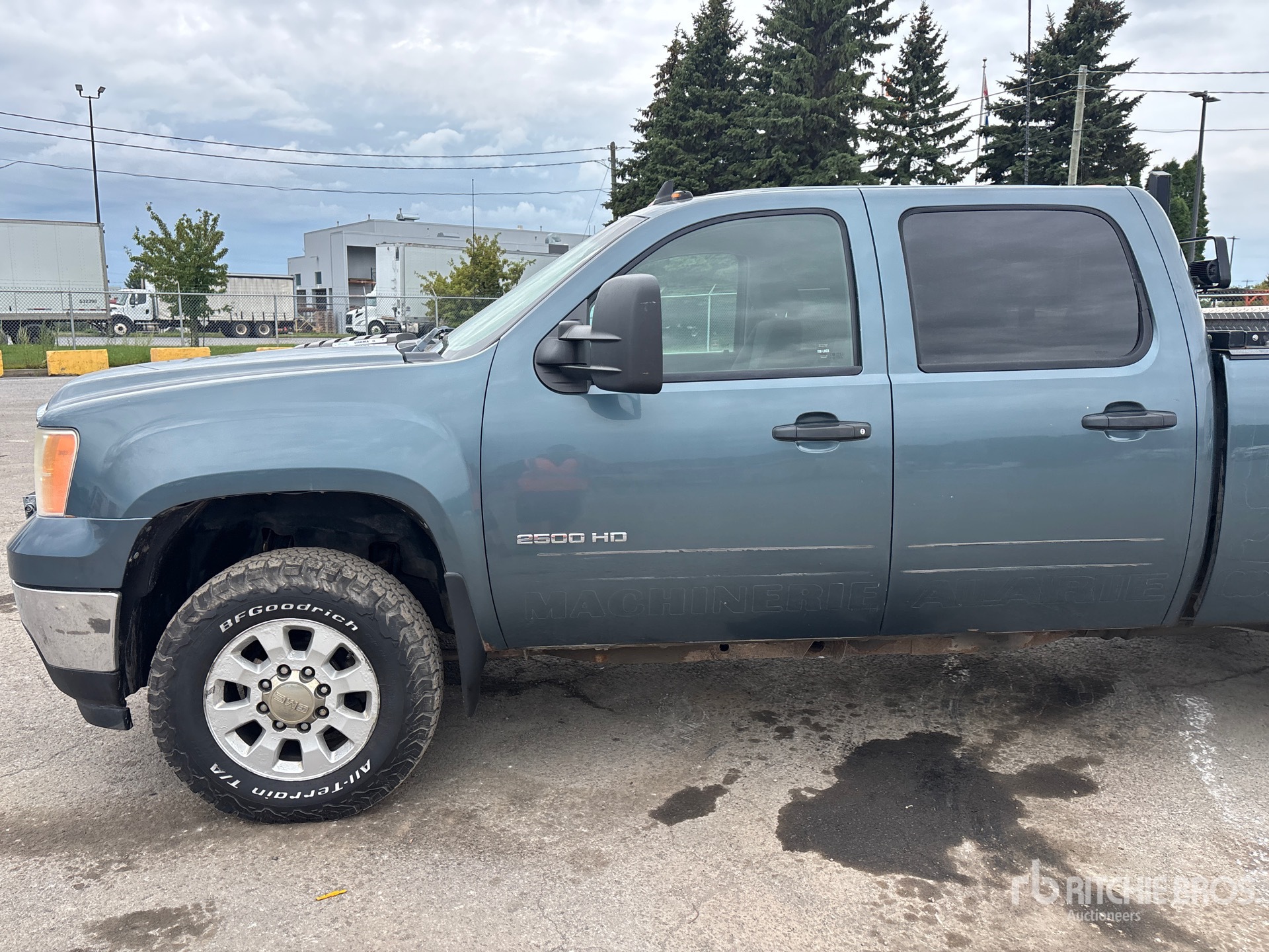 2011 GMC SIERRA 2500HD