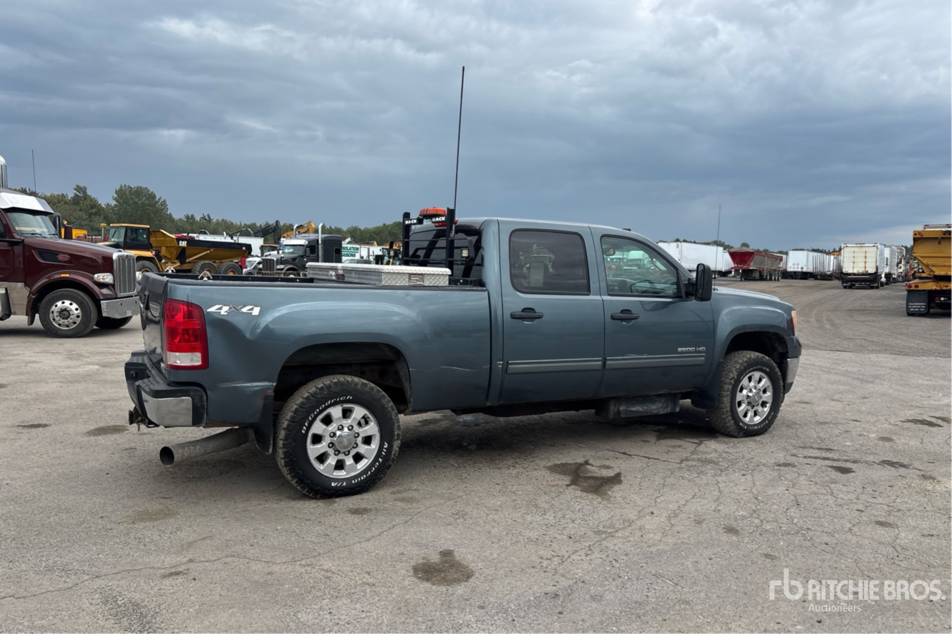 2011 GMC SIERRA 2500HD