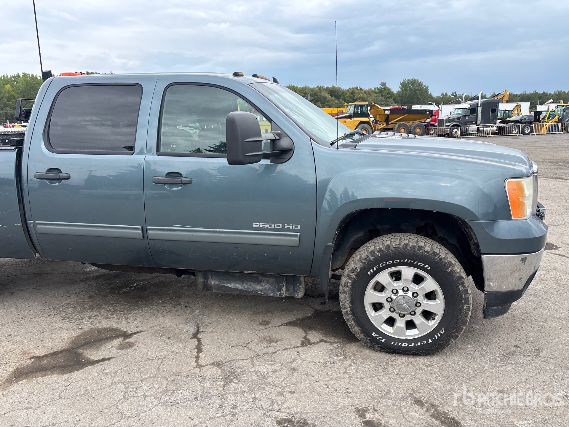 2011 GMC SIERRA 2500HD