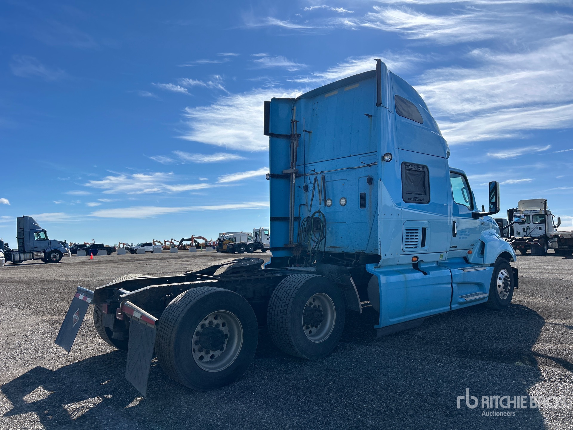 2018 International LT625