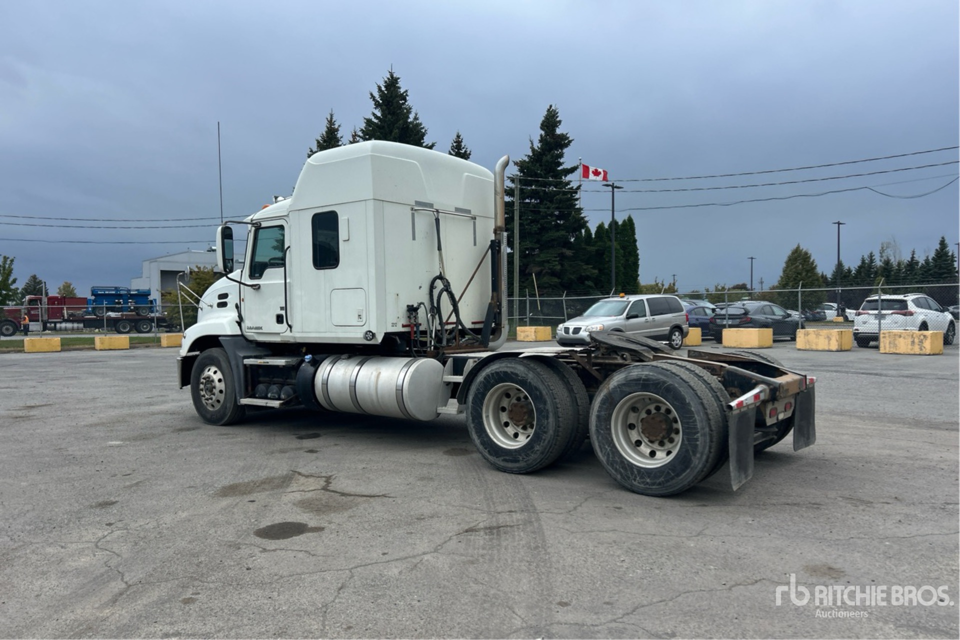 2011 Mack CXU613
